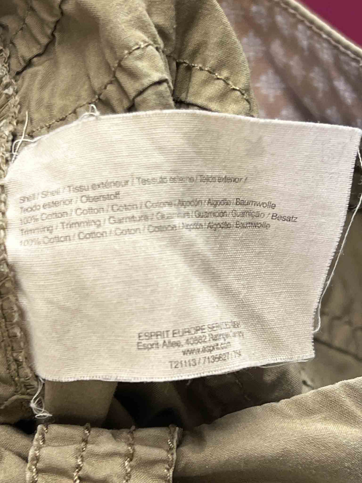 Size L | Esprit Khaki Capri Cargo Shorts