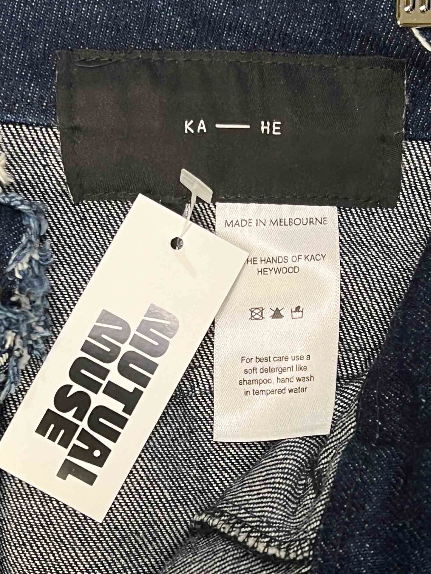 Size S | Kahe Indigo Distressed Jeans
