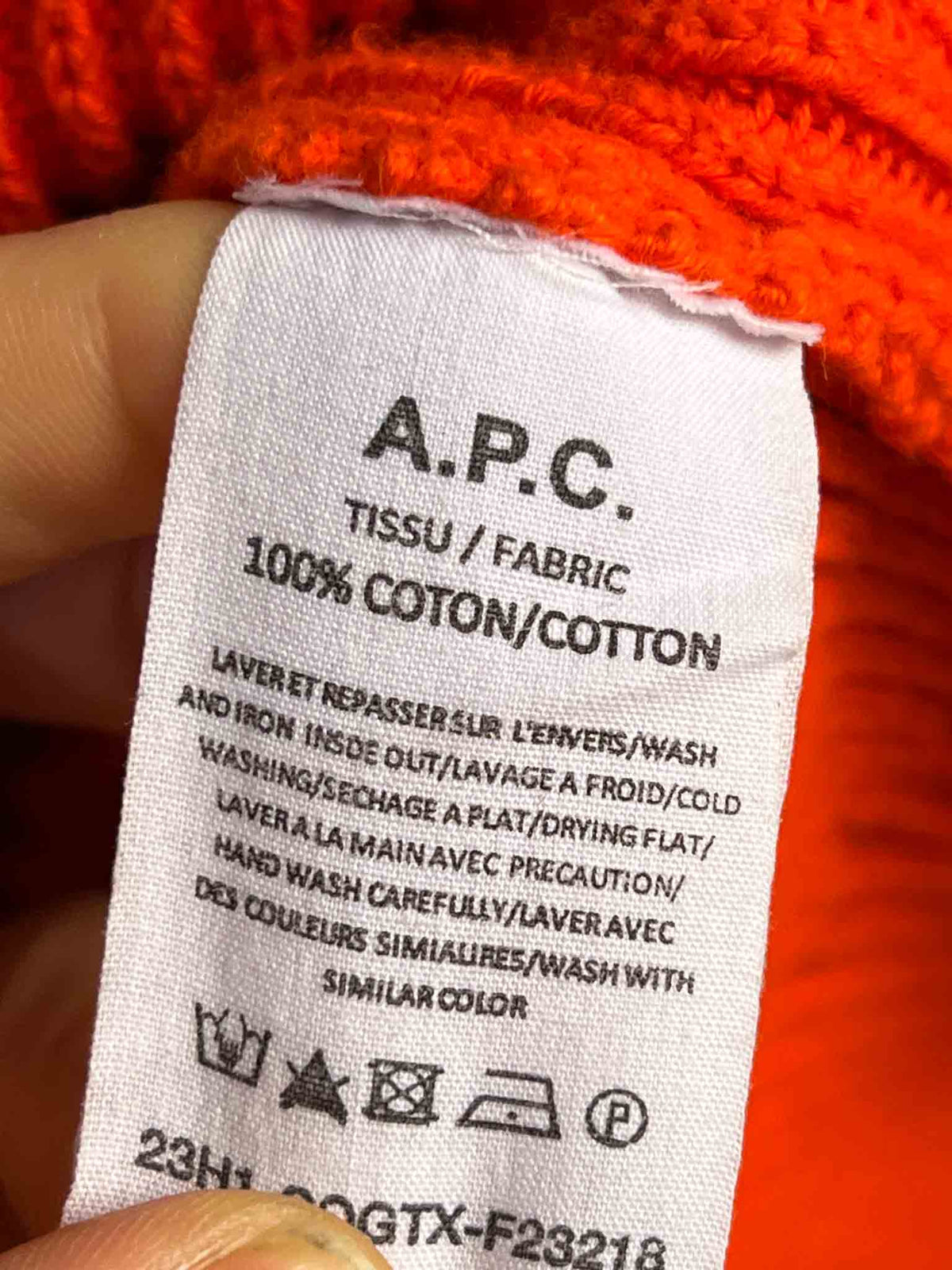Size L | A.P.C Red Cotton V-Neck Jumper
