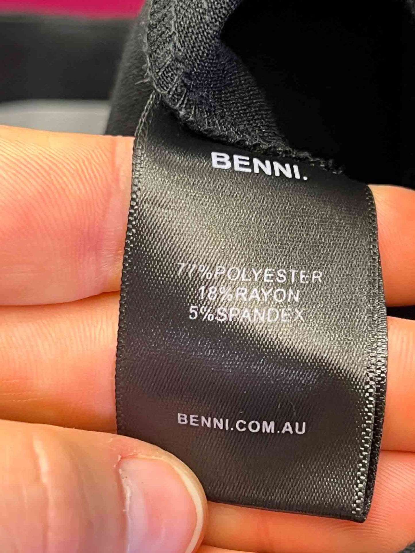 Size 6 (XS) | Benni. Braxton Saddle Pant