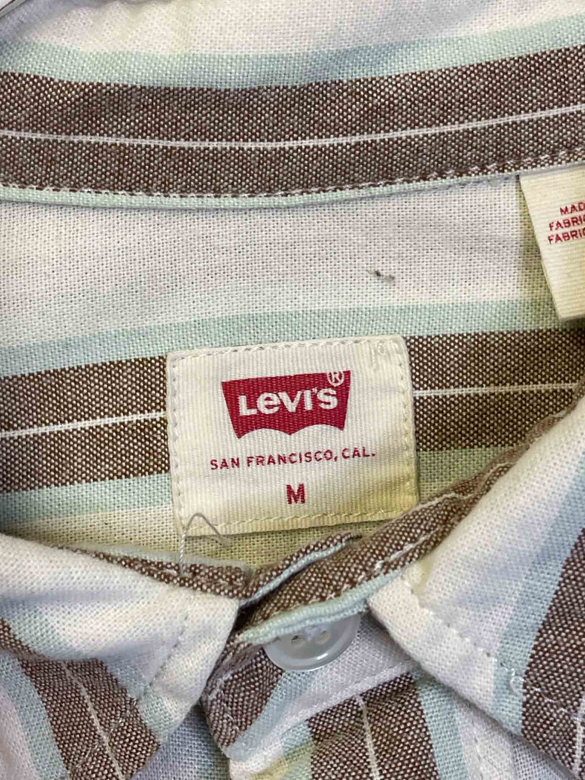 Size M | Levi's Pastel Stripe Button Up Shirt