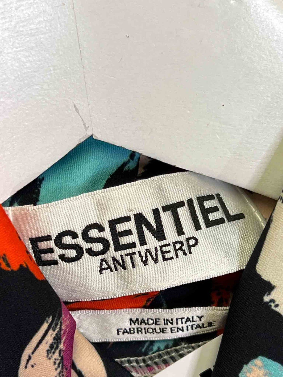 Size 3 (L) | Essentiel Antwerp Turtleneck Printed Top