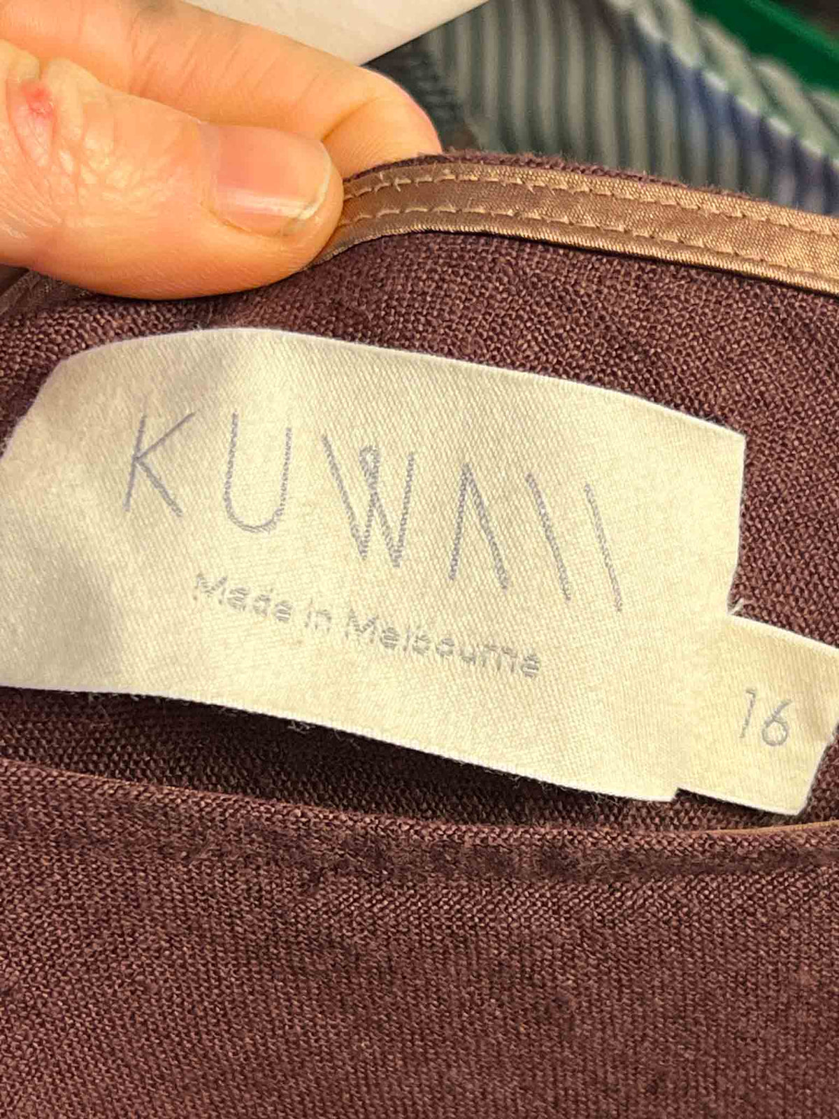 Size 16 (XXL) | Kuwaii Burgundy Hemp Top