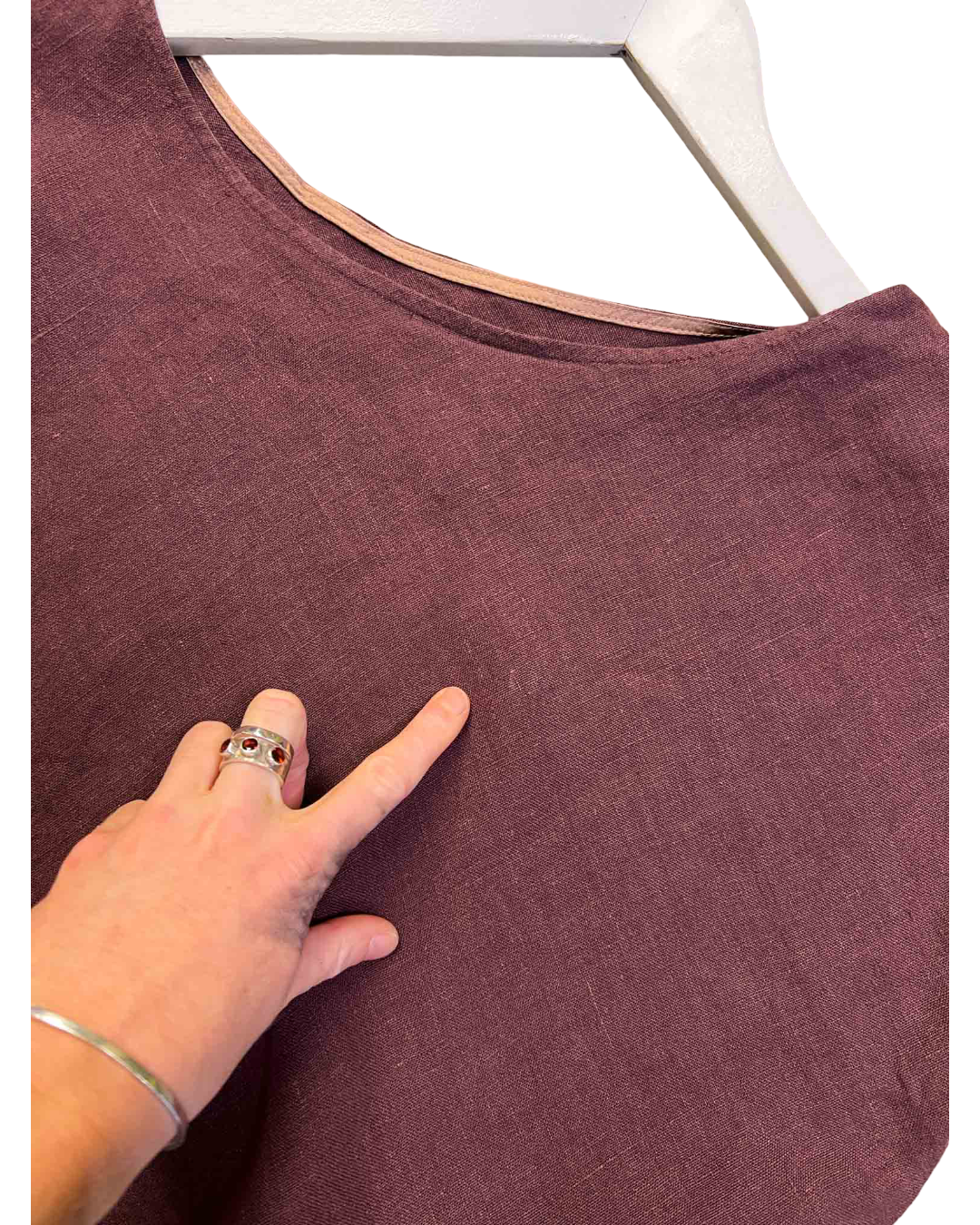Size 16 (XXL) | Kuwaii Burgundy Hemp Top