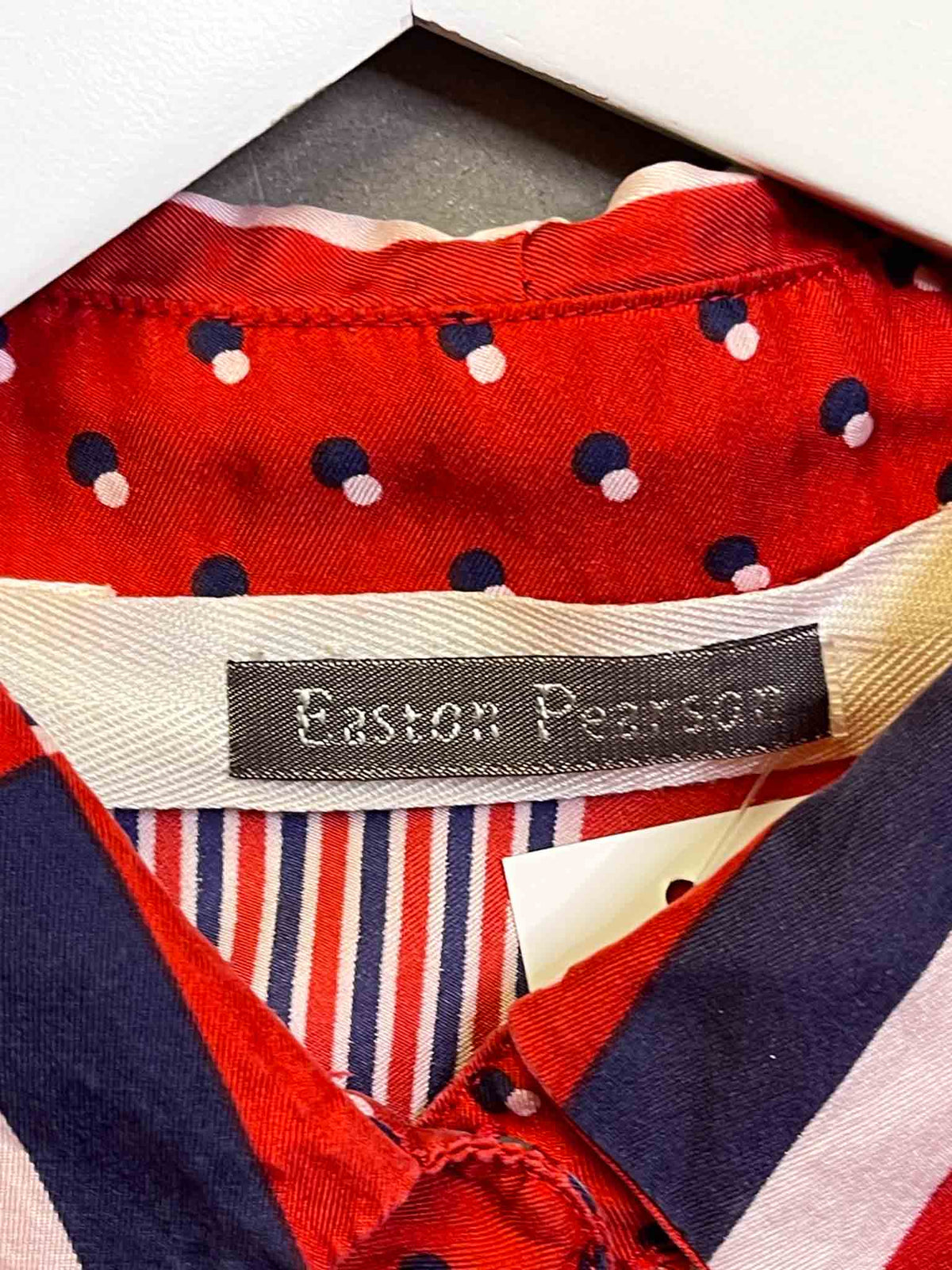 Size 10 (M) | Easton Pearson Silk Two Tone Shirt