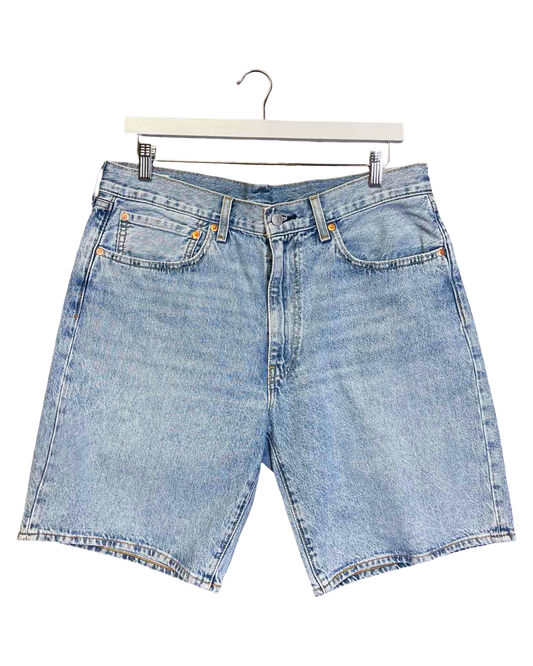 Size 36 | Levis Denim Shorts