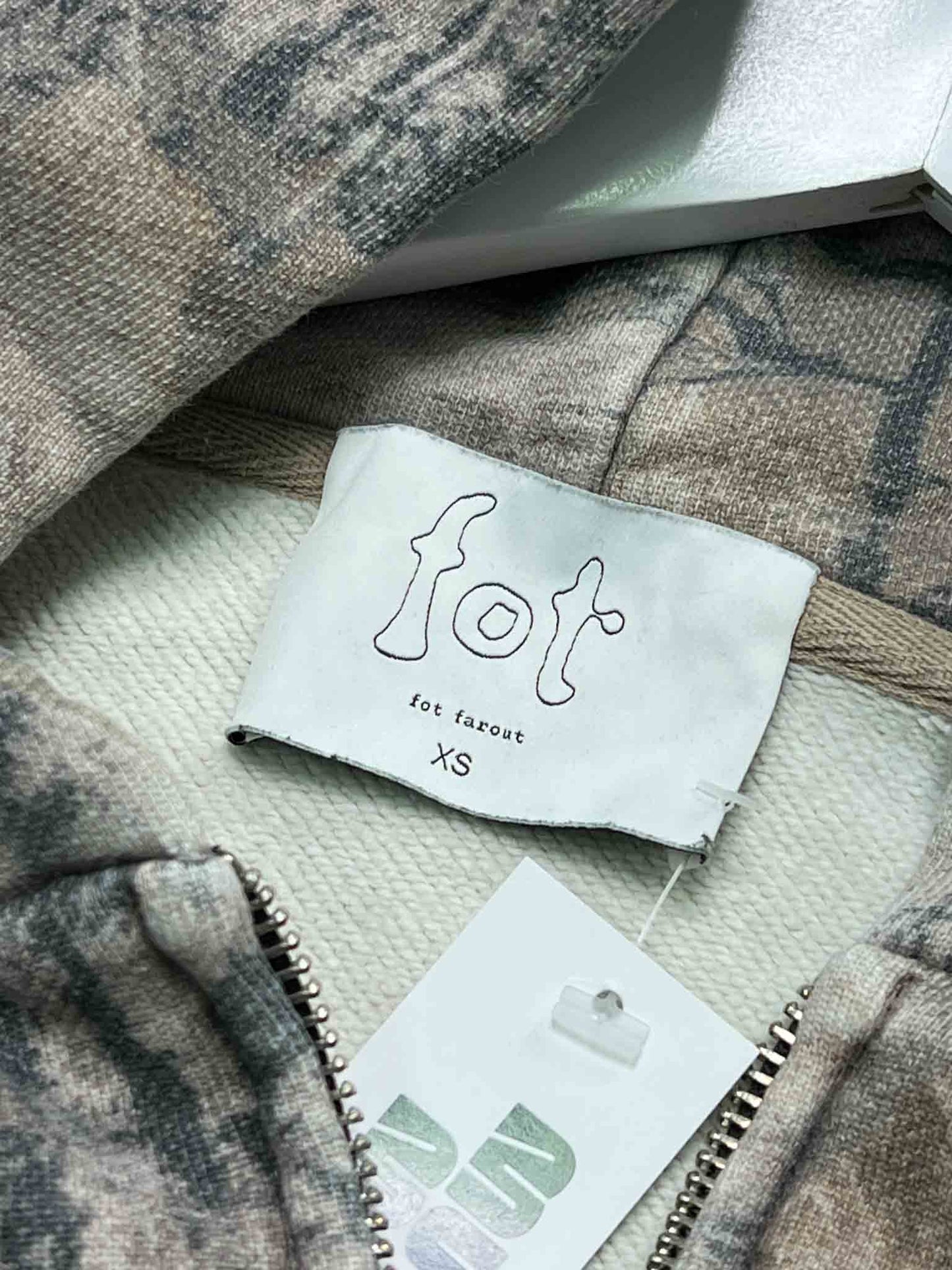 Size XS | FOT Cropped Camo Hooded Zip-Up Jumper