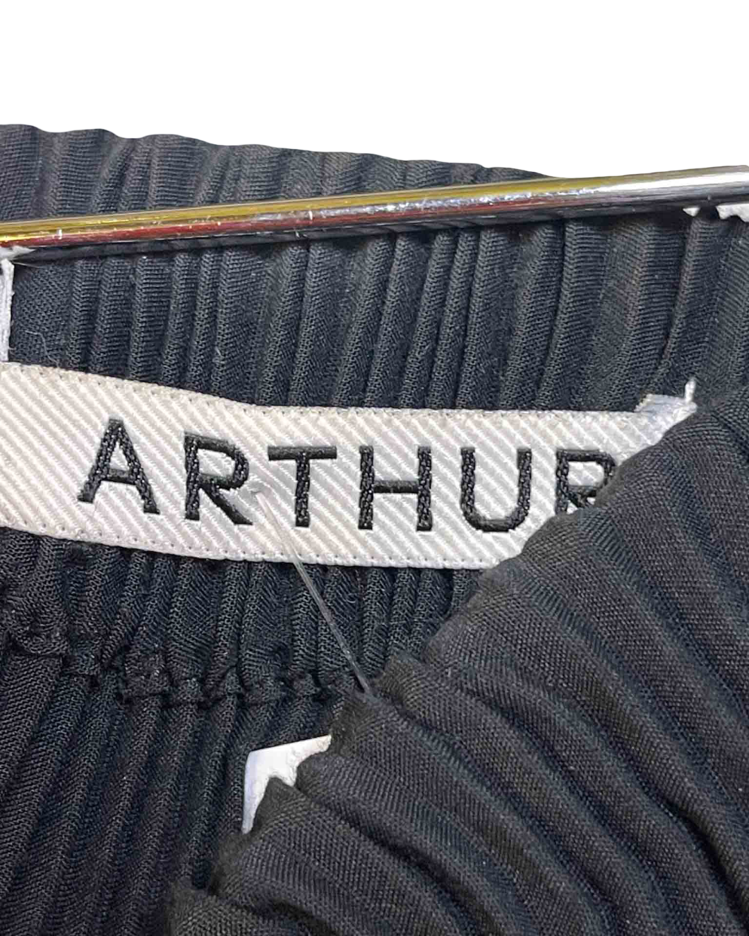 Size M | Arthur Black Pleated Pants