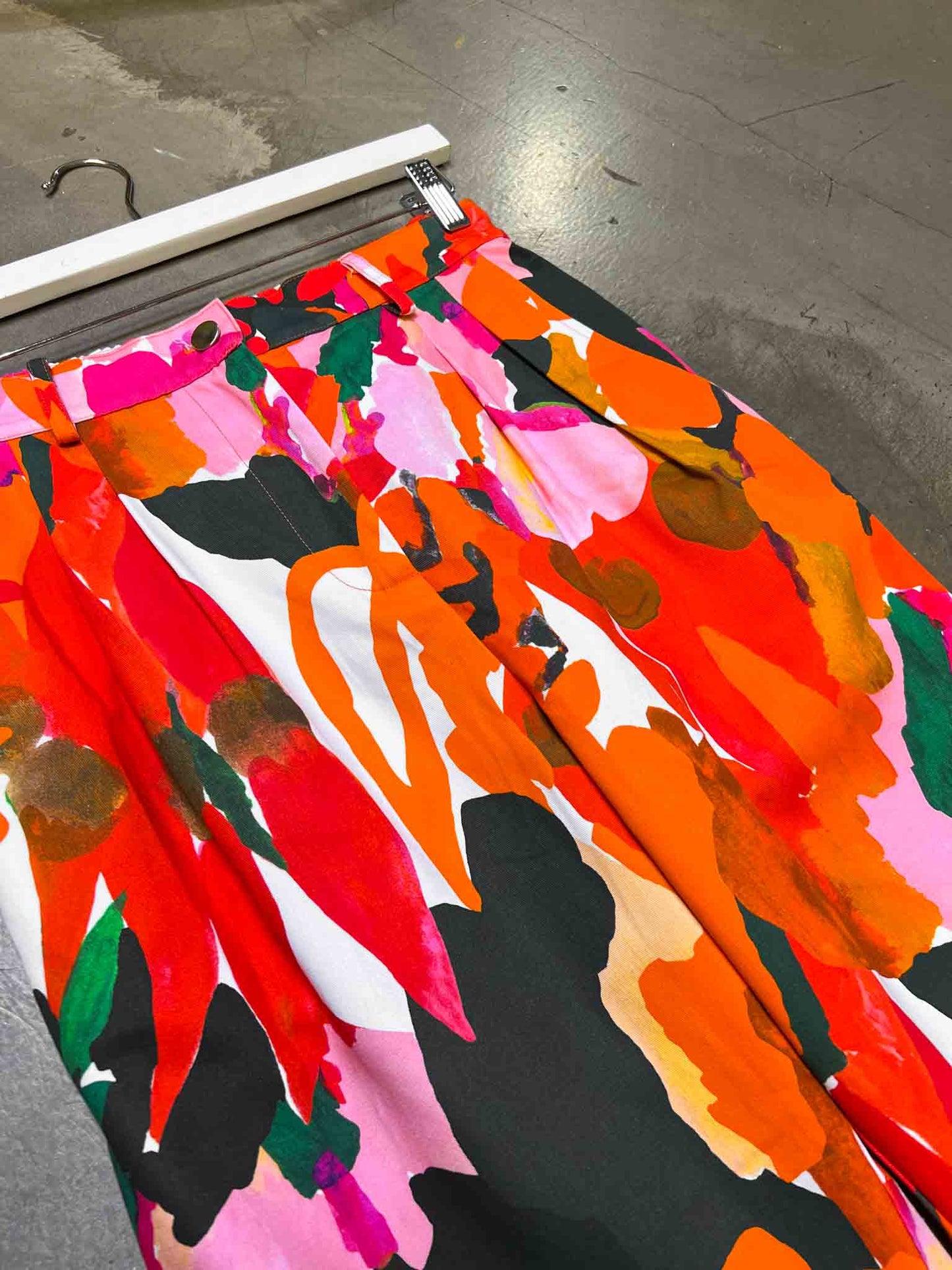 Size S | Variety Hour Painted Floral Cotton Pants