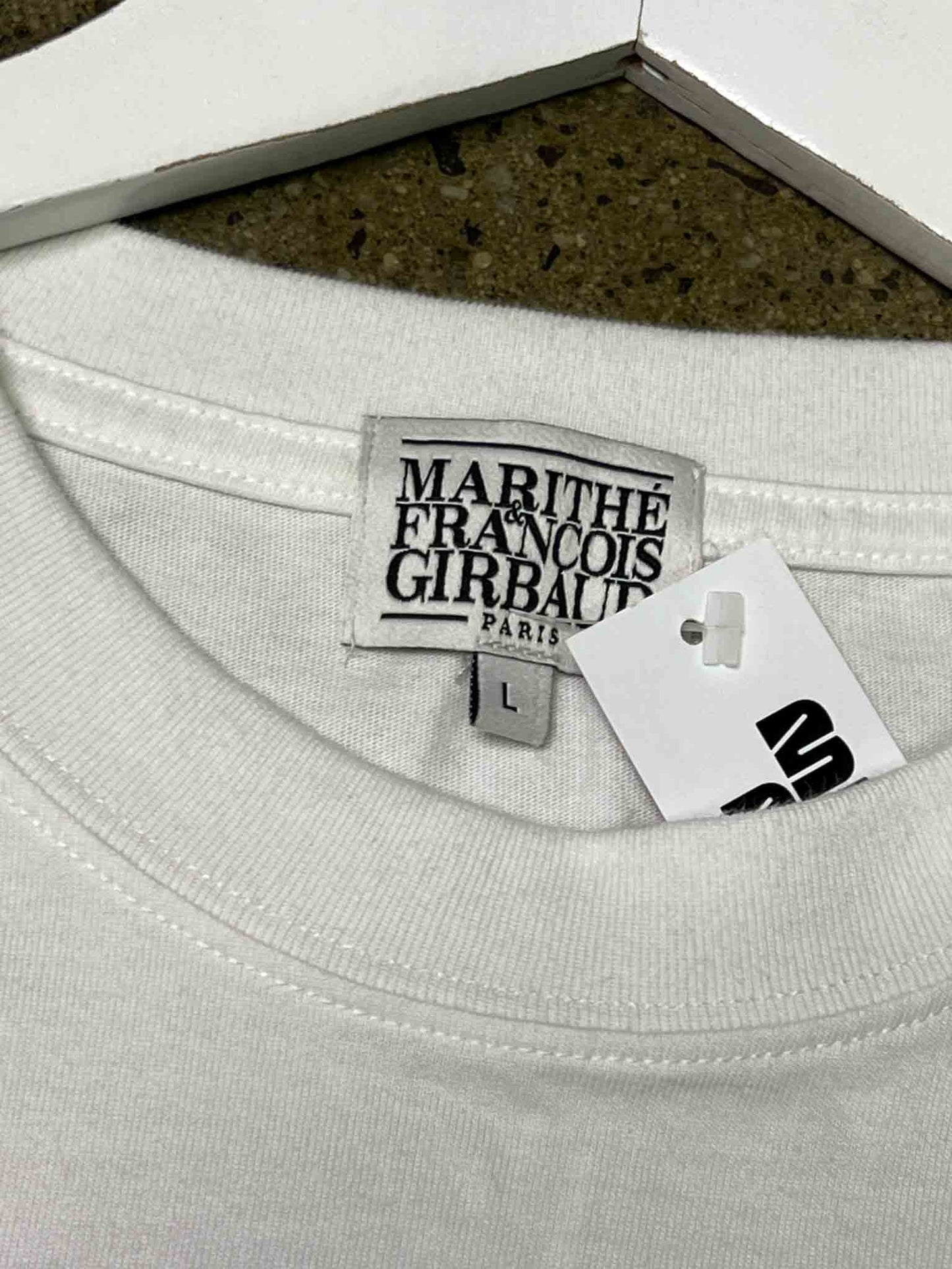 Size L | Marithé + Francois Girbaud Peaches T-shirt