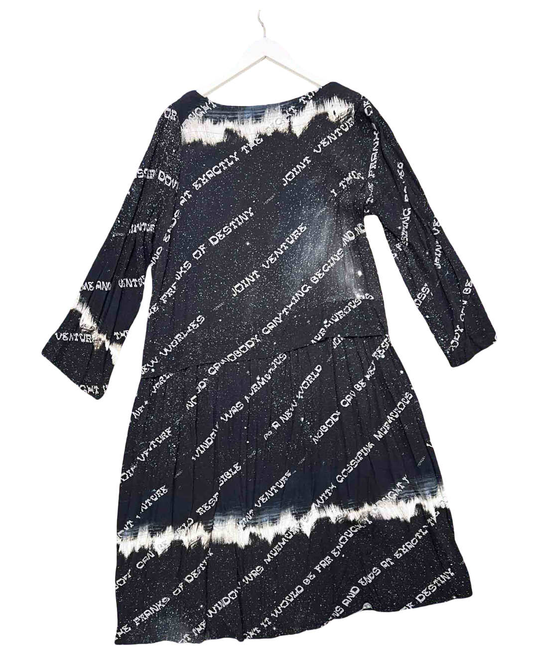 Size M/L | Verner Galaxy Shift Dress