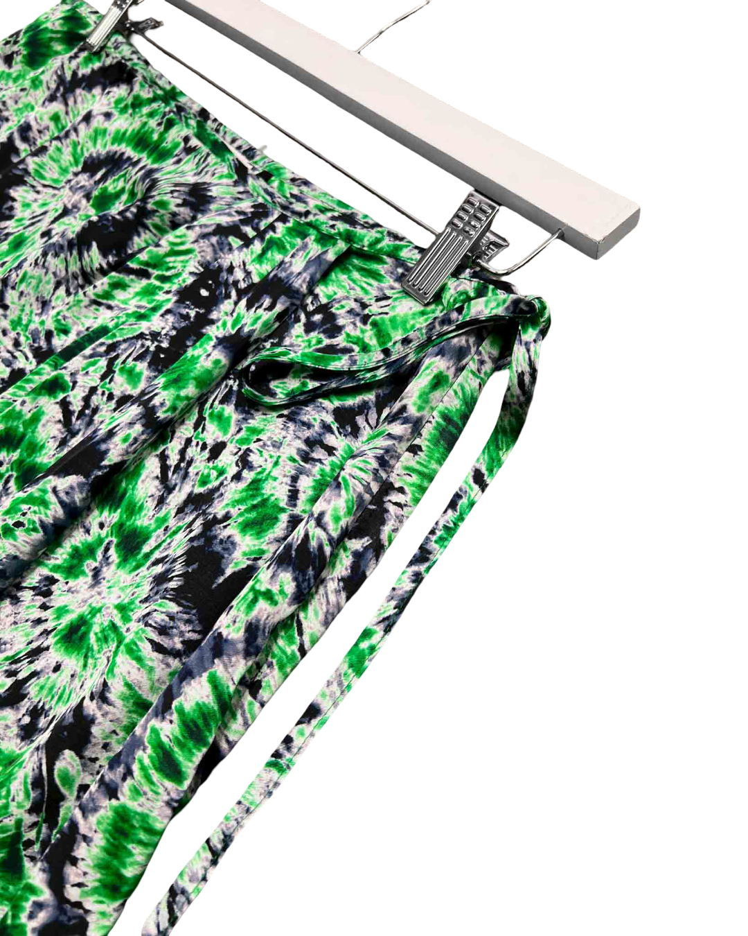 Size 42 (14) | Essentiel Antwerp Gellie Midi Skirt