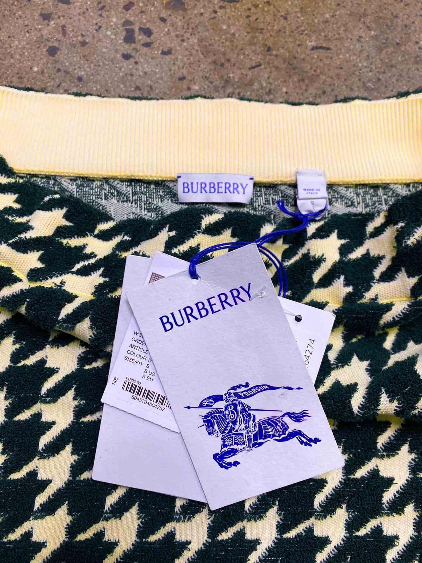 Size S | Burberry Green Houndstooth Mini Skirt NWT