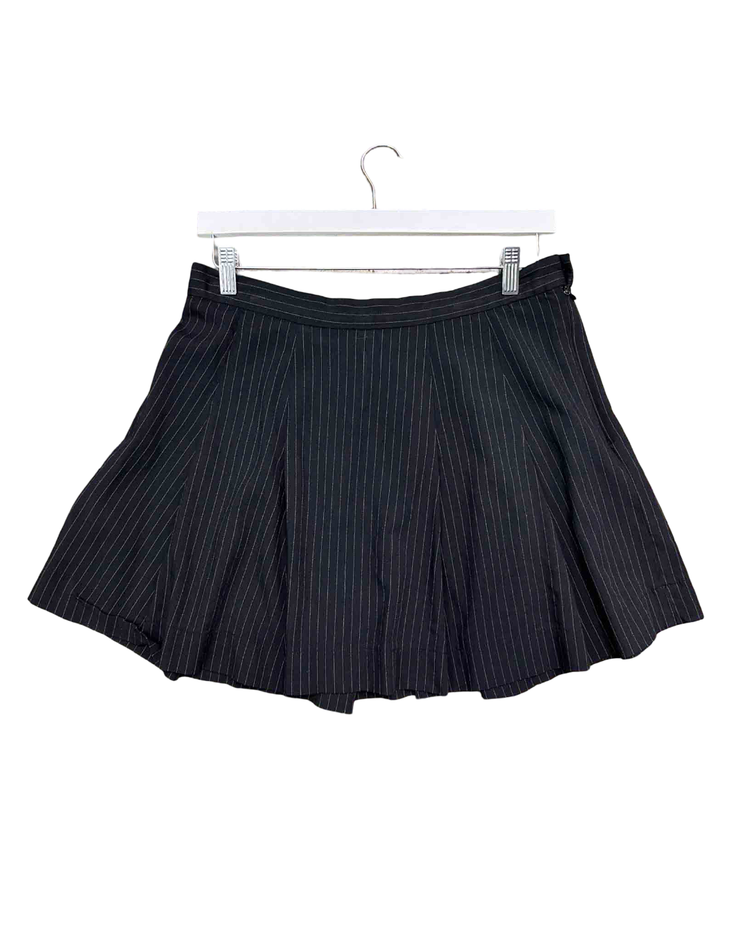 Size 16 | Sister Studios Black Pleated Skirt