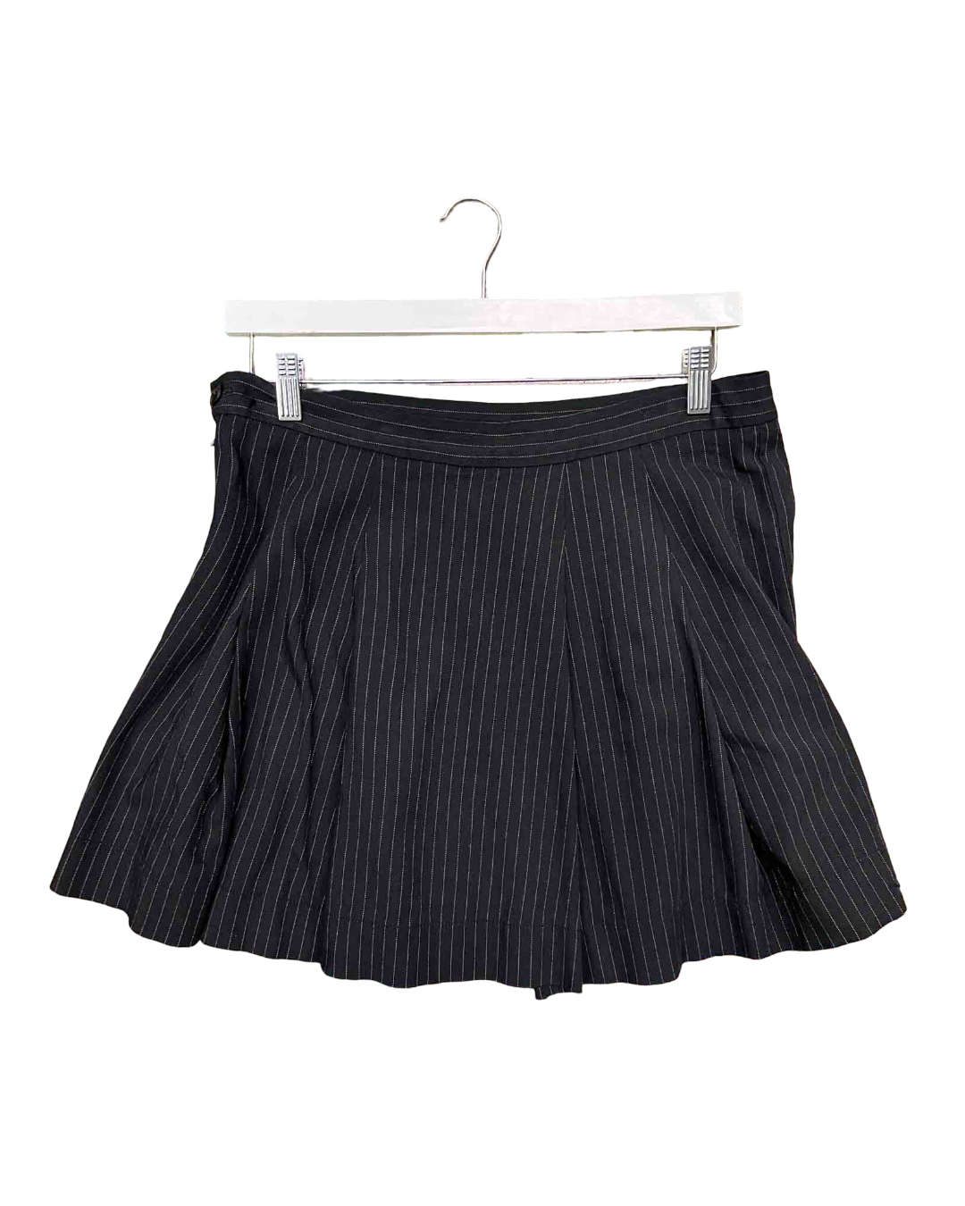 Size 16 | Sister Studios Black Pleated Skirt