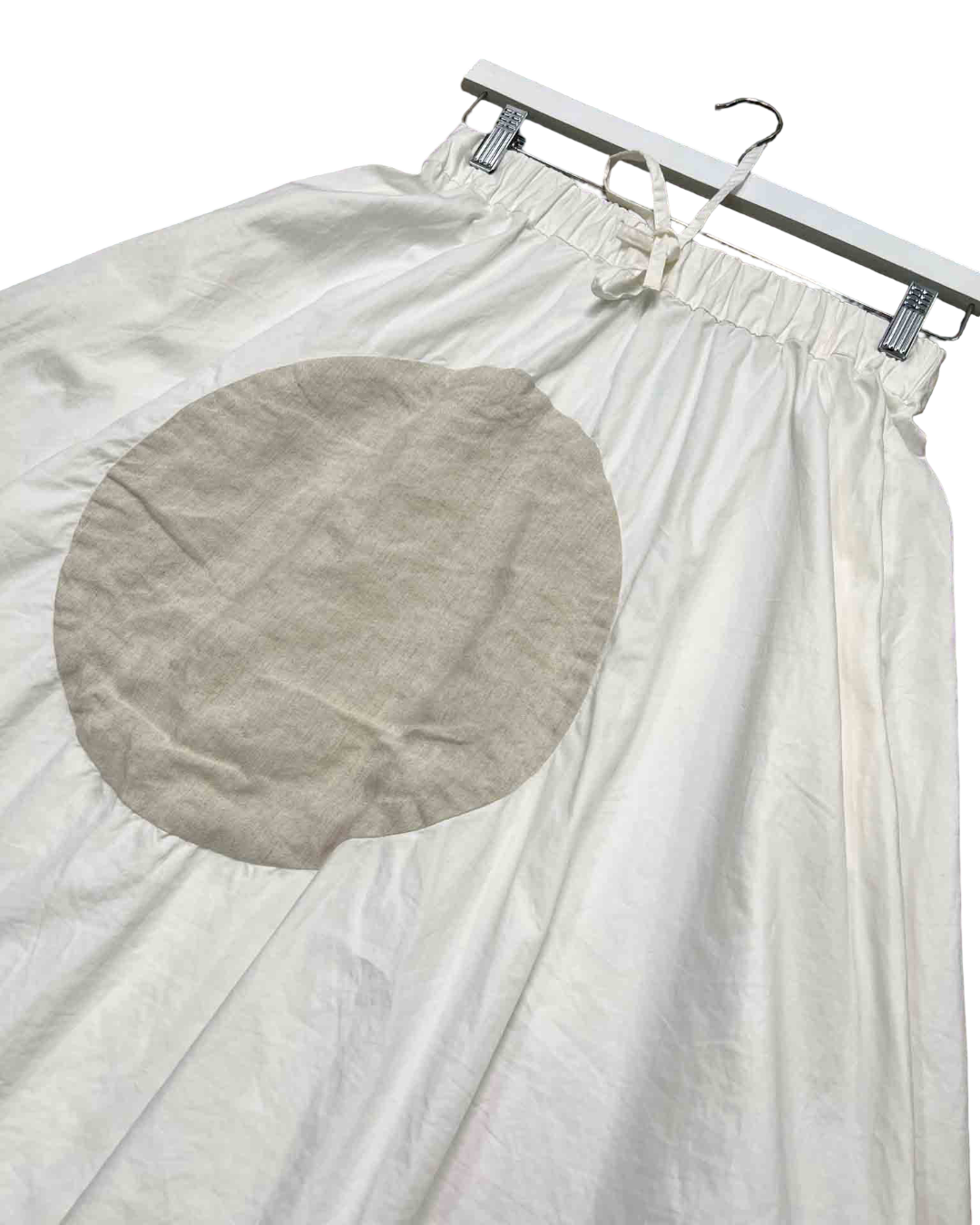 Size S | Alpha60 White A-Line Midi Skirt