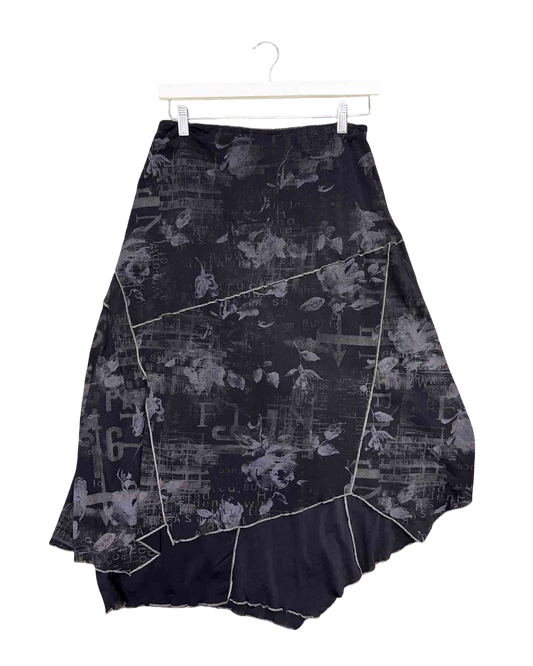 Size M | Vintage Y2K Mesh Skirt