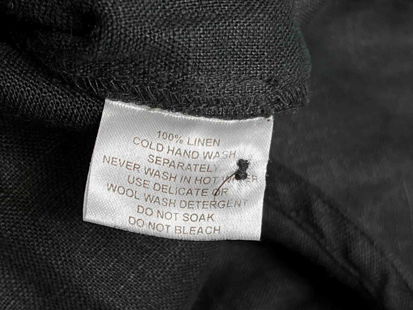 Size XXS | Alpha60 Black Linen Off-the -Shoulder Shirt