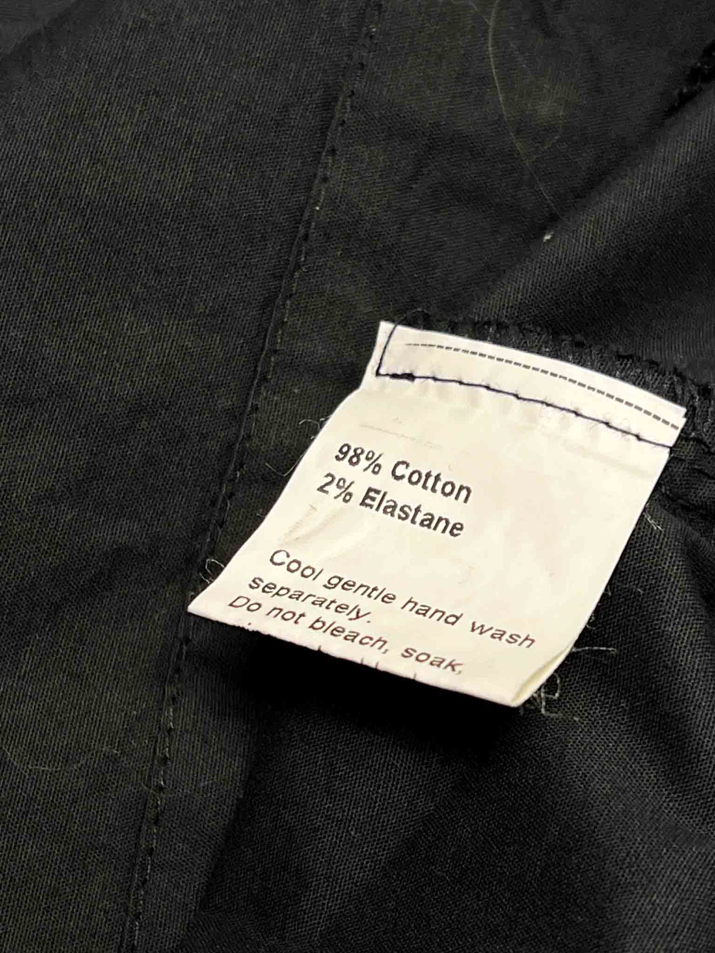 Size 4 (XL) | Nic. Black Cotton V-Neck Shirt