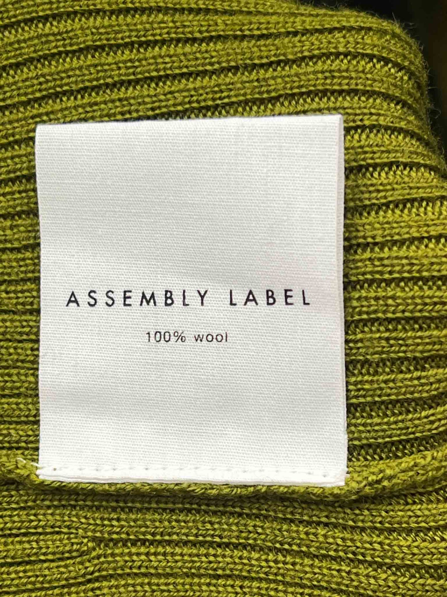 Size XS | Assembly Label Green Cardigan