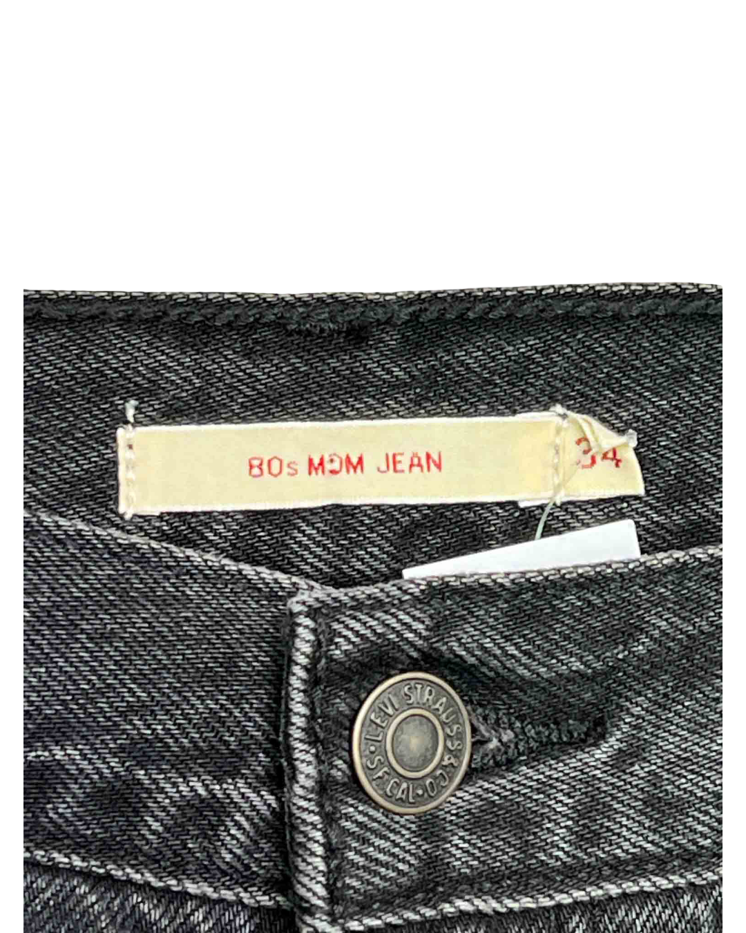 Size 34" (16/18) |  Levi's 80's Mom Jeans