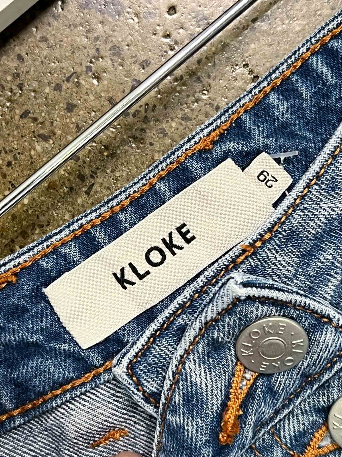 Size 29" | Kloke Barrel Leg High Waisted Jeans