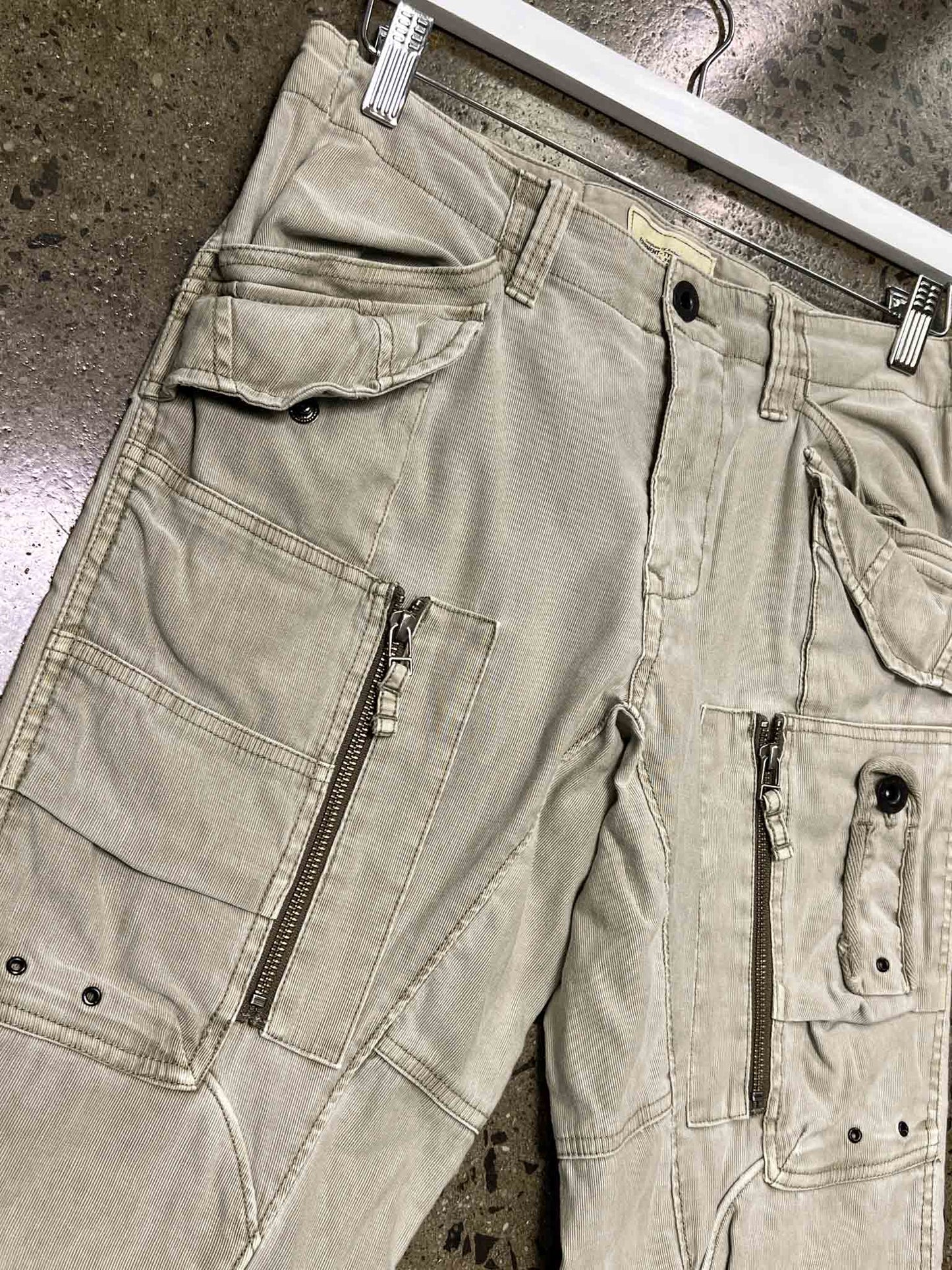 Size M | Avirex Beige Cotton Military Pants