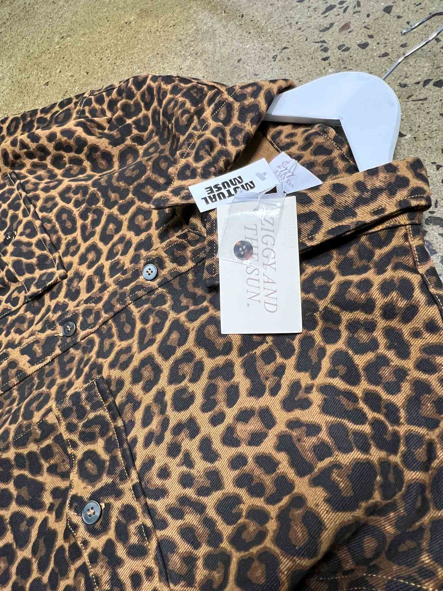 SizeL | Ziggy & the Sun Leopard Print Cotton Shirt