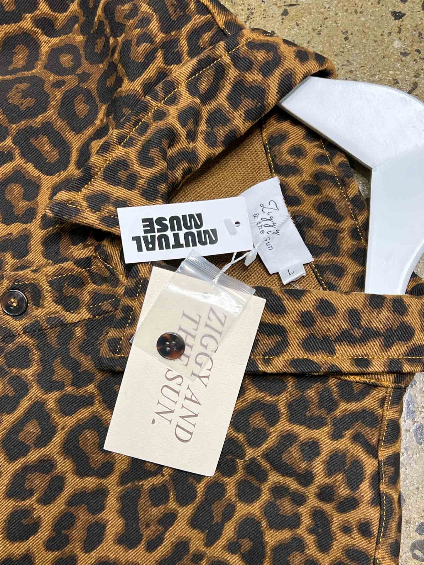 SizeL | Ziggy & the Sun Leopard Print Cotton Shirt