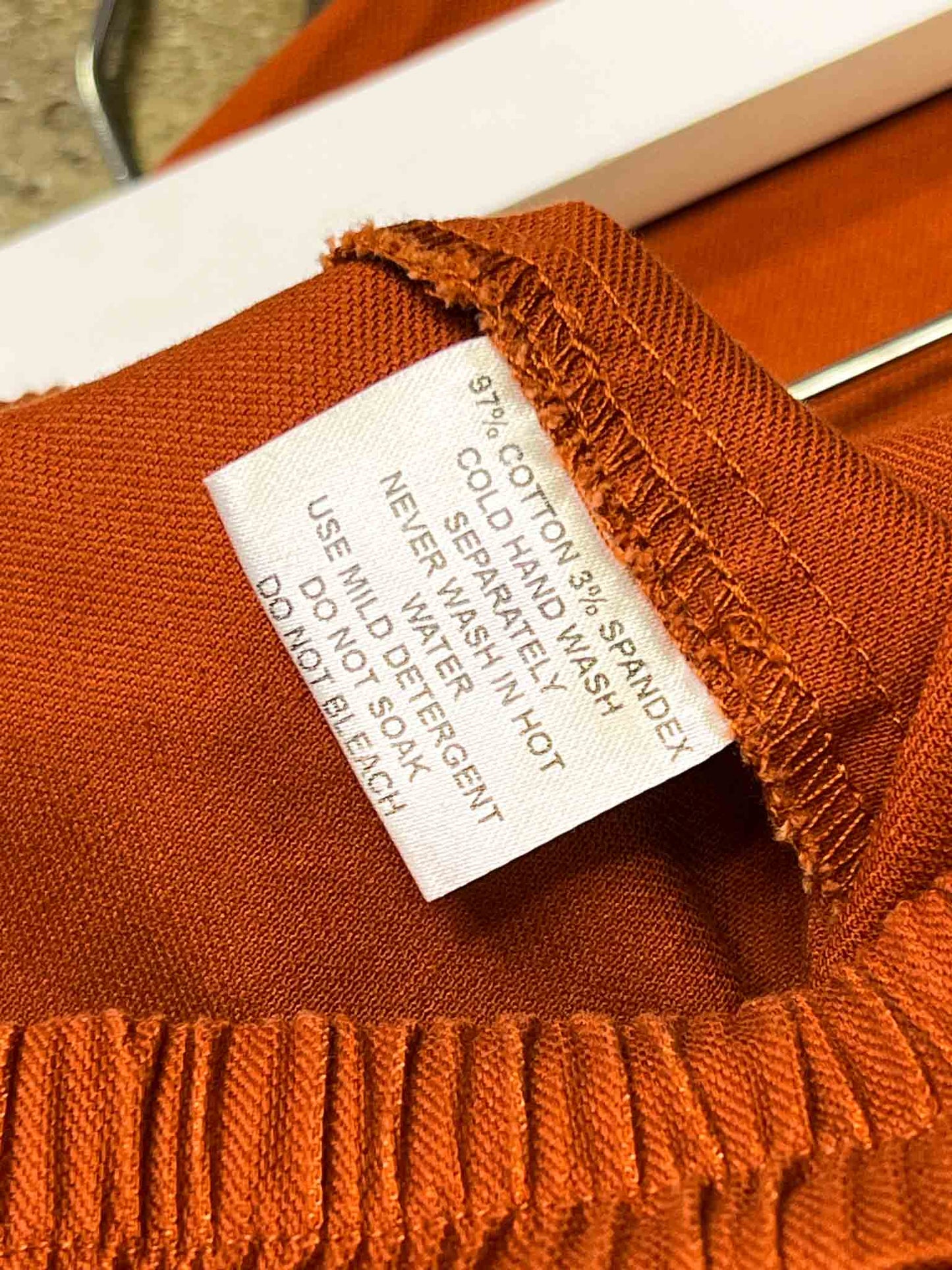 Size S | Alpha60 Rust Cotton Barrel Pants