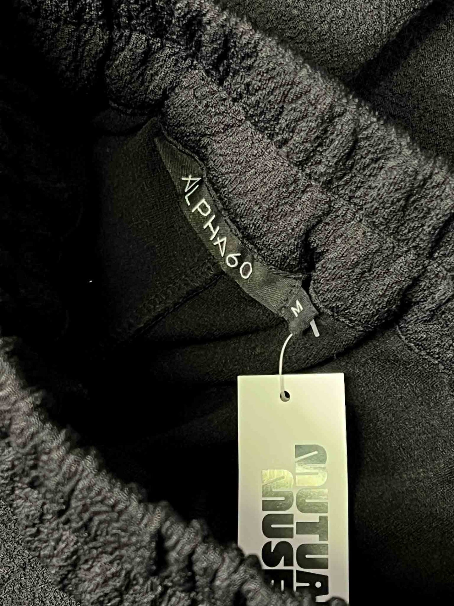 Size M | Alpha60 Black Wide-Leg Textured Pants