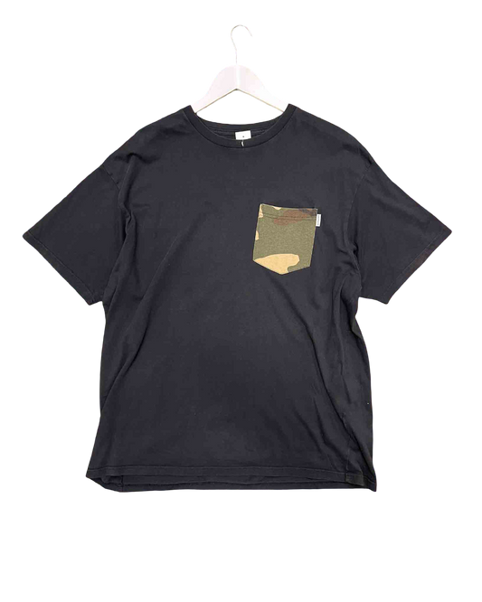 Size XL | Carhartt Black T-shirt With Camo Pocket