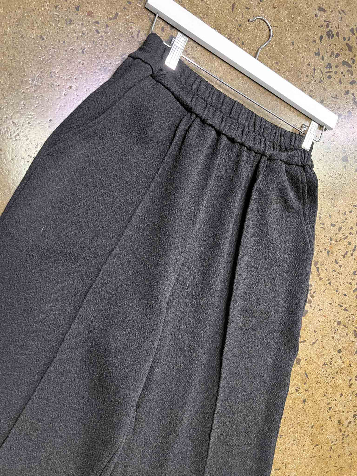 Size M | Alpha60 Black Wide-Leg Textured Pants