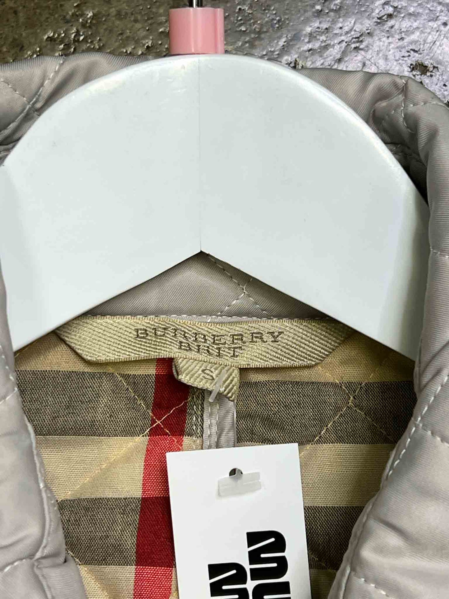 Size S | Burberry Grey Fitted Quilted Jacket