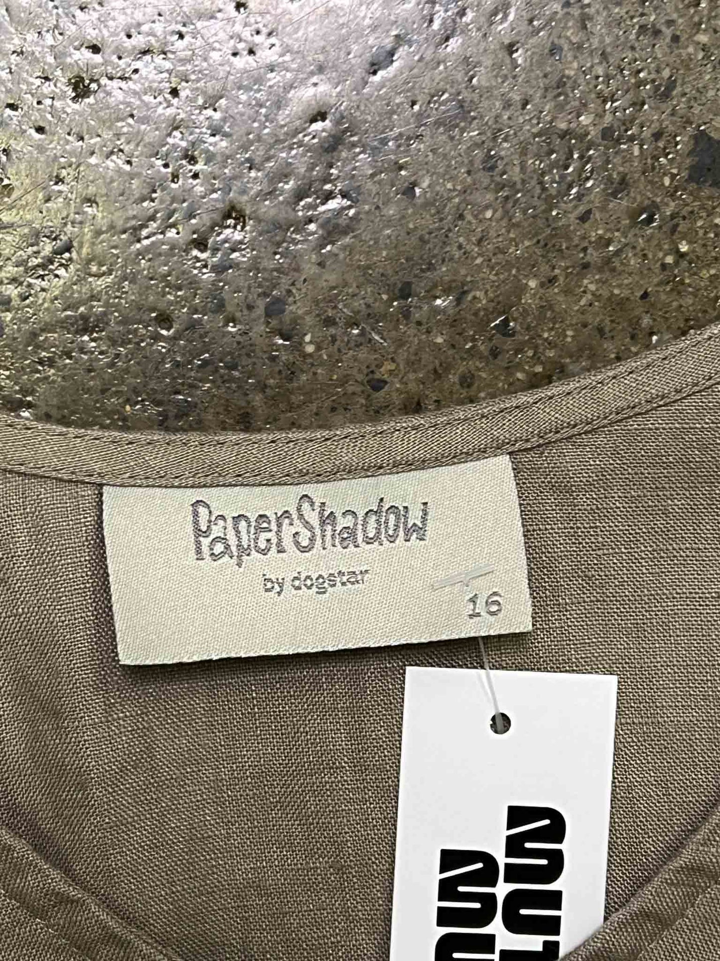 Size 16 | Paper Shadow by Dogstar Linen Top
