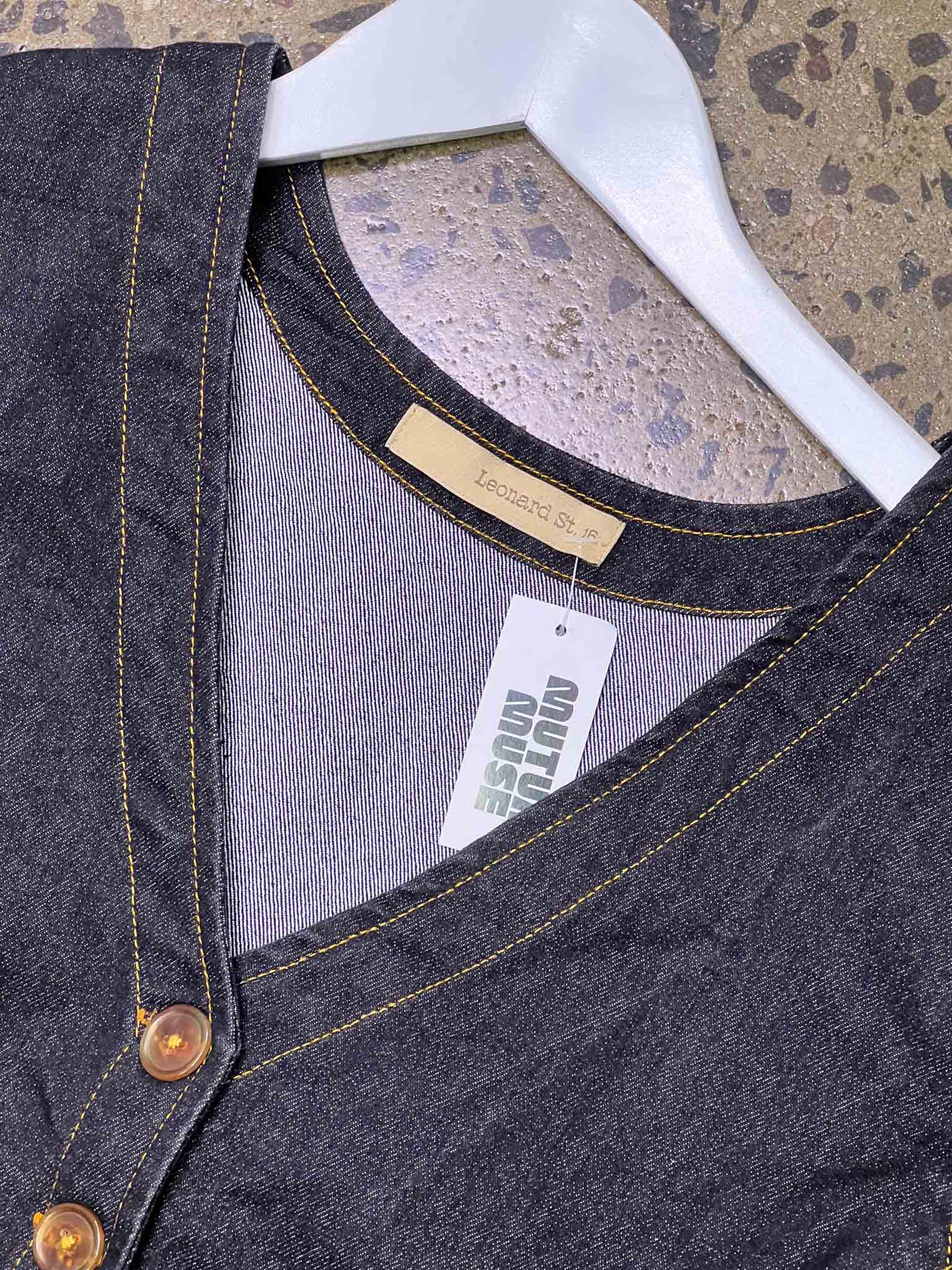 Size 2XL (16) | Leonard St. Cropped Denim Vest