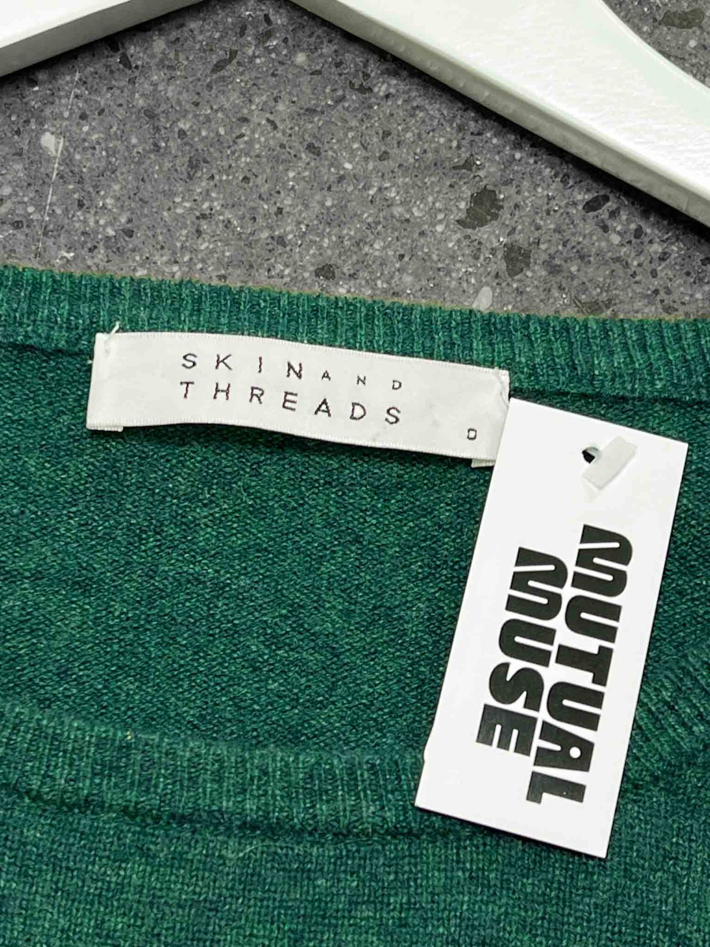 Size 0 (XS) | Skin & Threads Green Cashmere Pullover Jumper