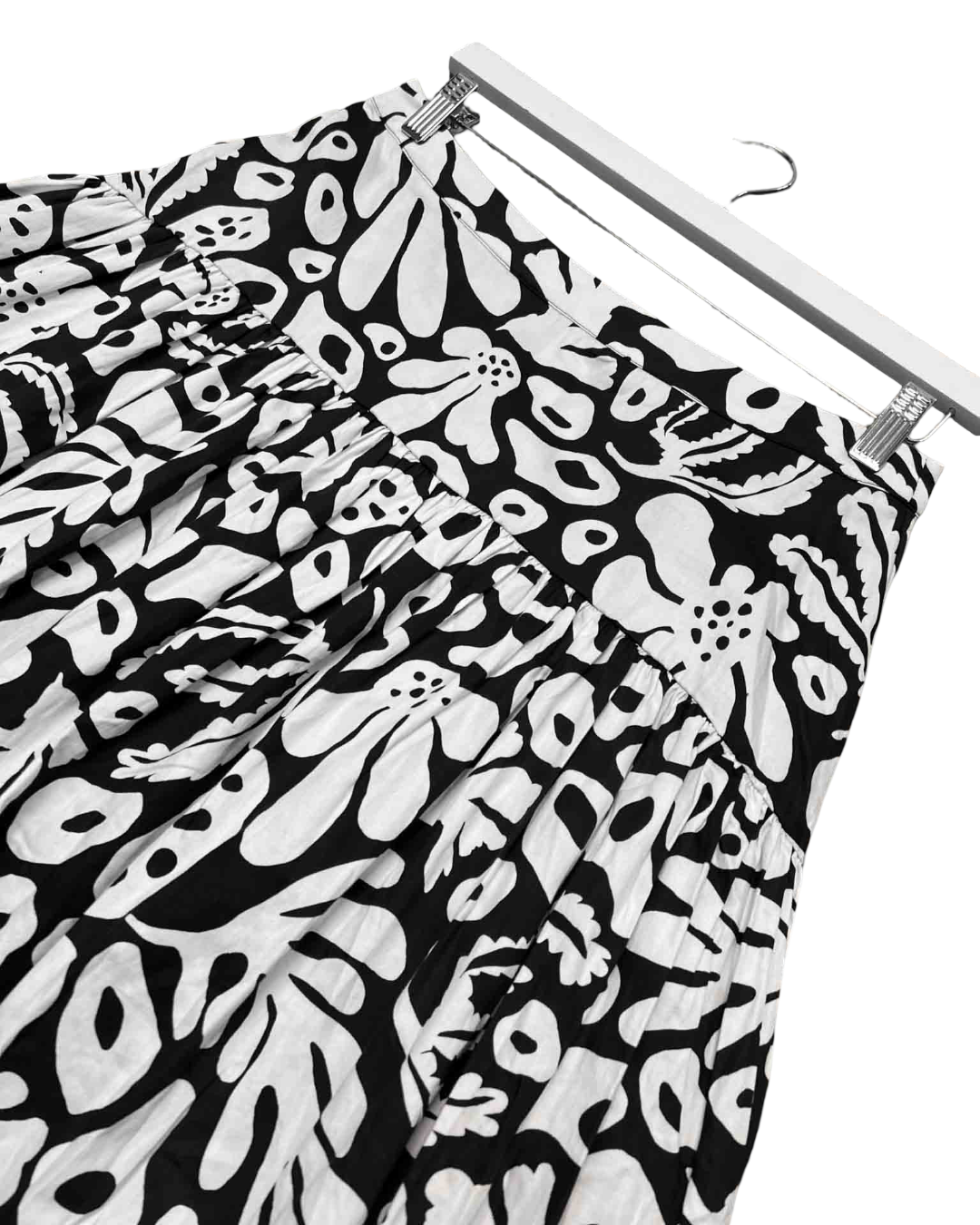 Size 10 (M) | Gorman Black/White Organic Cotton Leaf Skirt