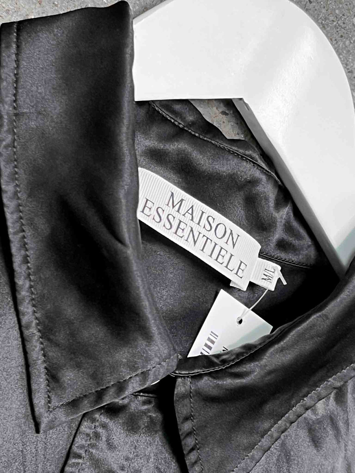 Size M/L | Maison Essentiele Black Silk Shirt