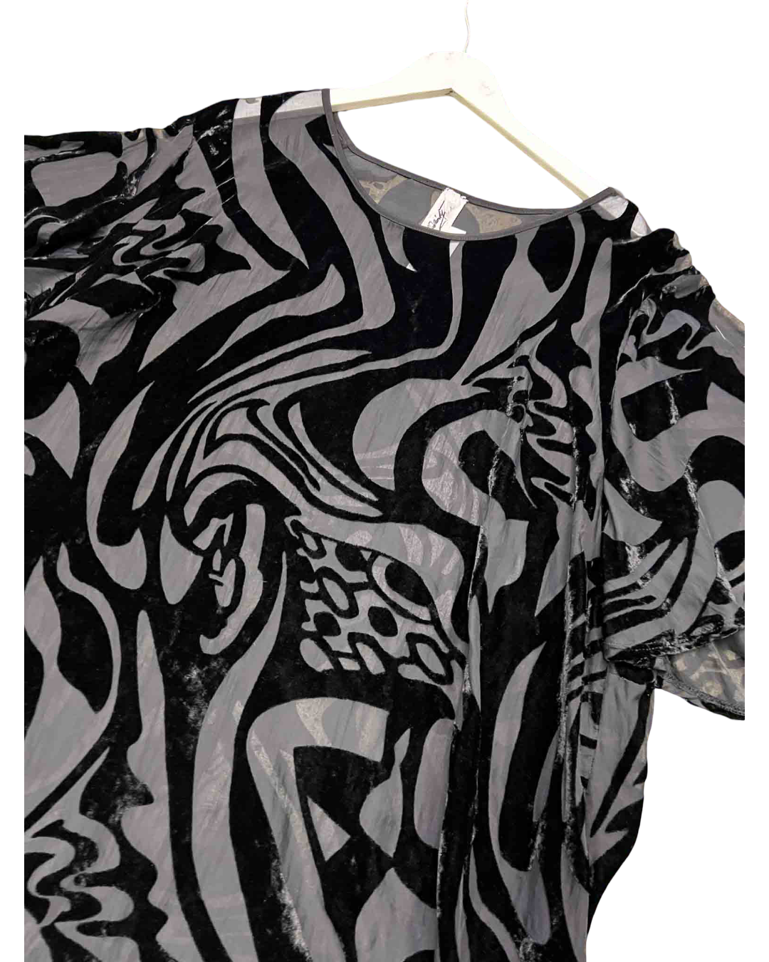 Size 10 | M.A Dainty Mesh / Velour Top