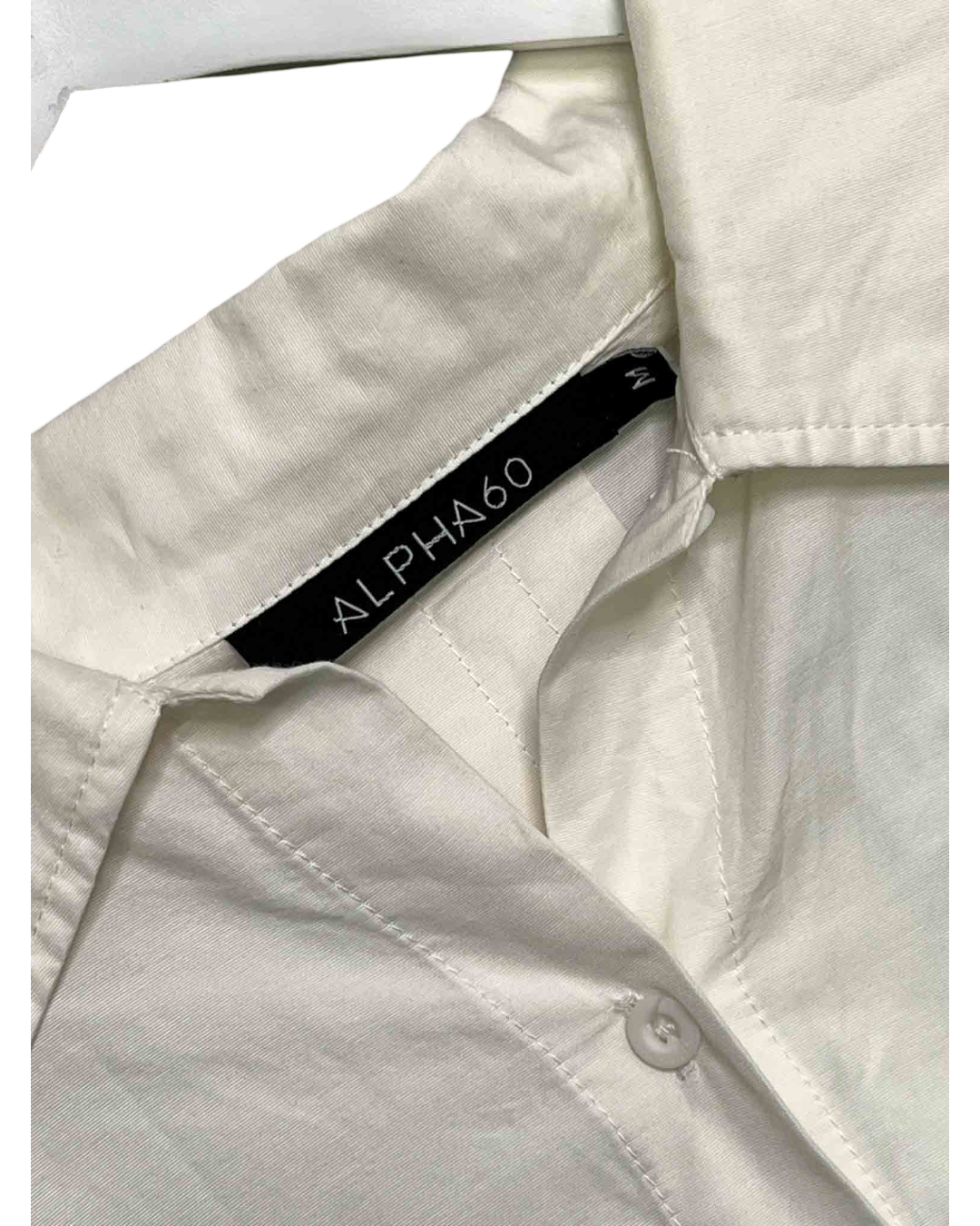 Size M | Alpha60 Cropped White Shirt
