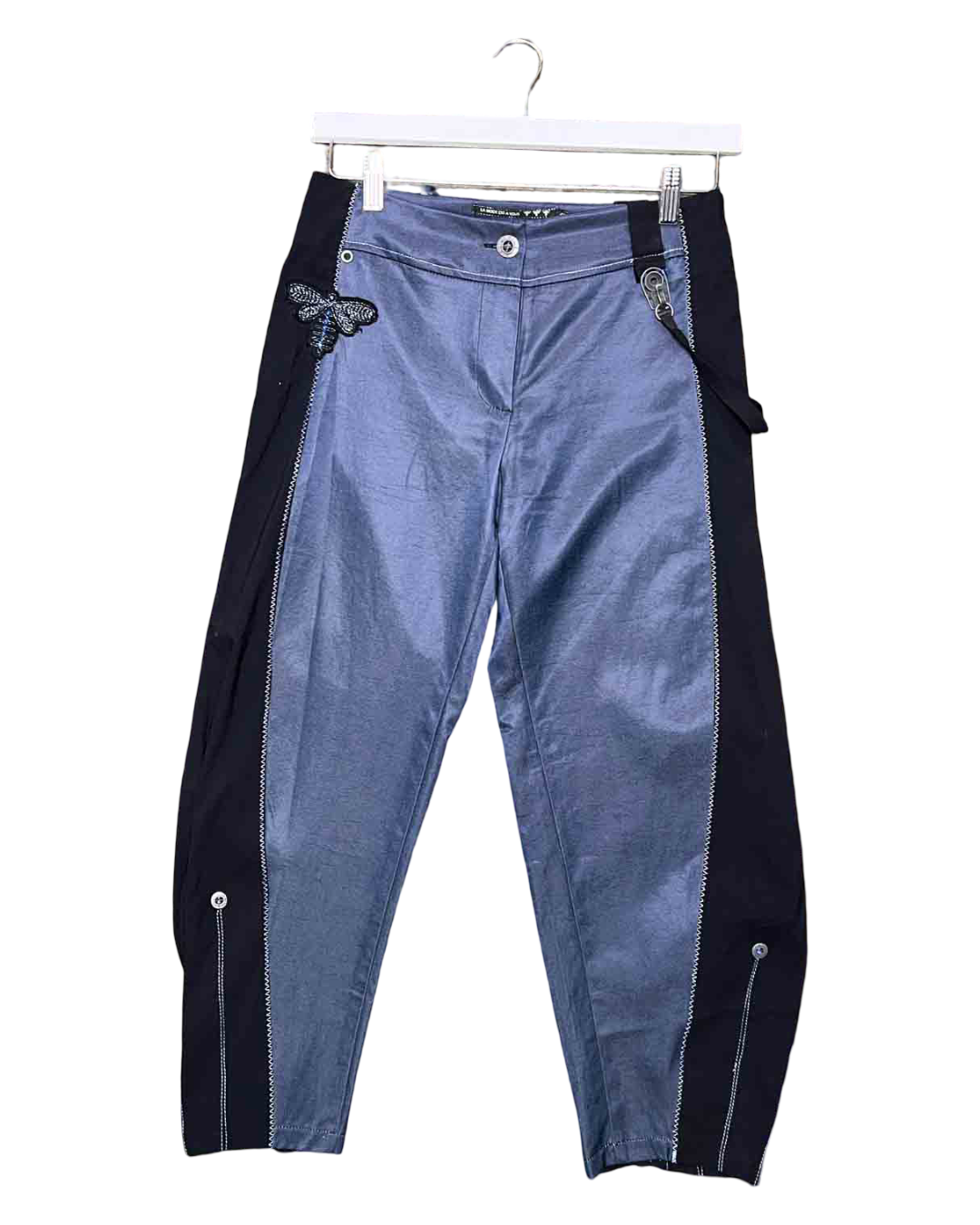 Size 40 (M) | La Mode Est A Vous Iridescent Dragonfly Pants
