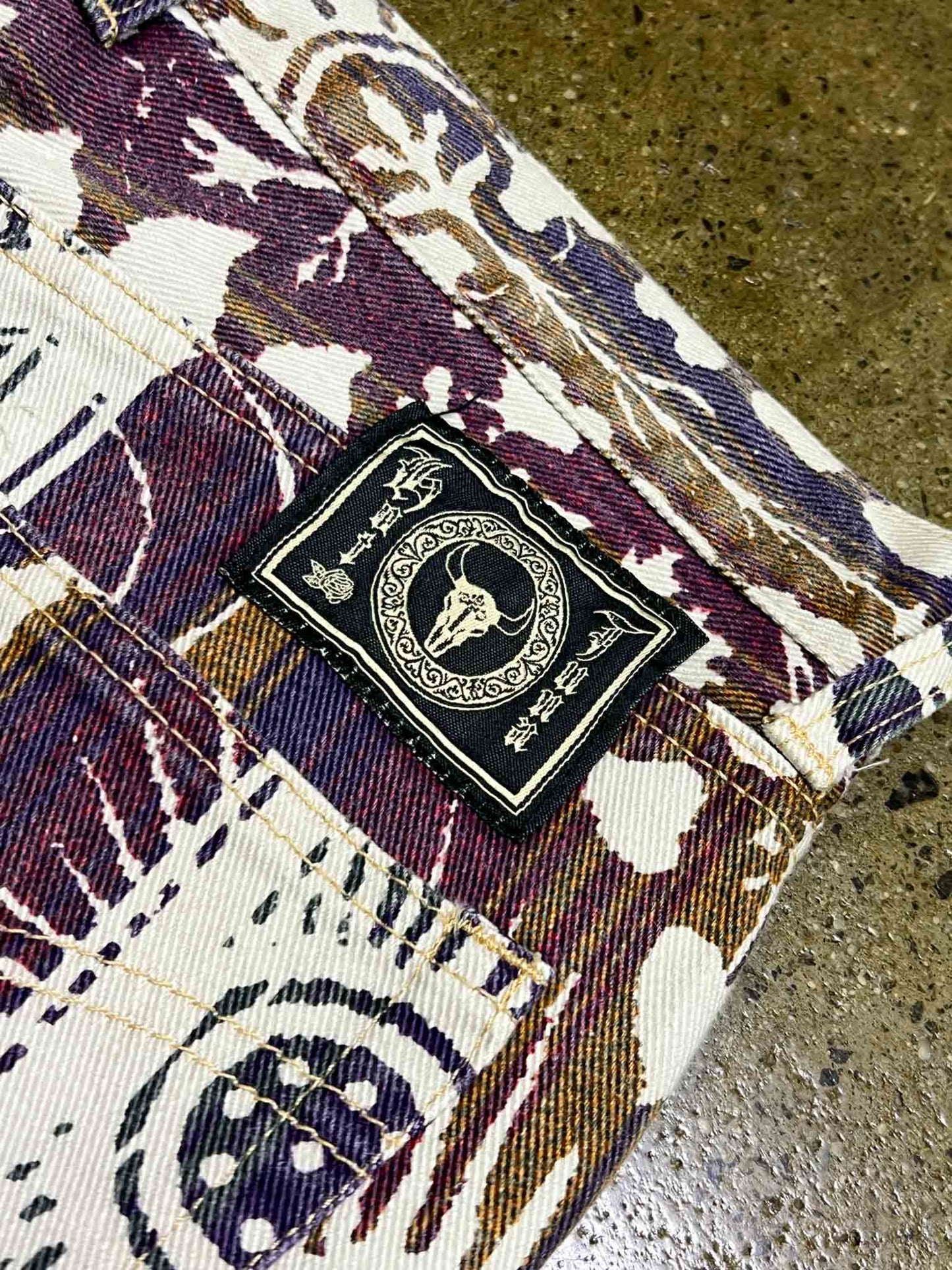 Size L | Hot Tuna Purple/Multi Jeans