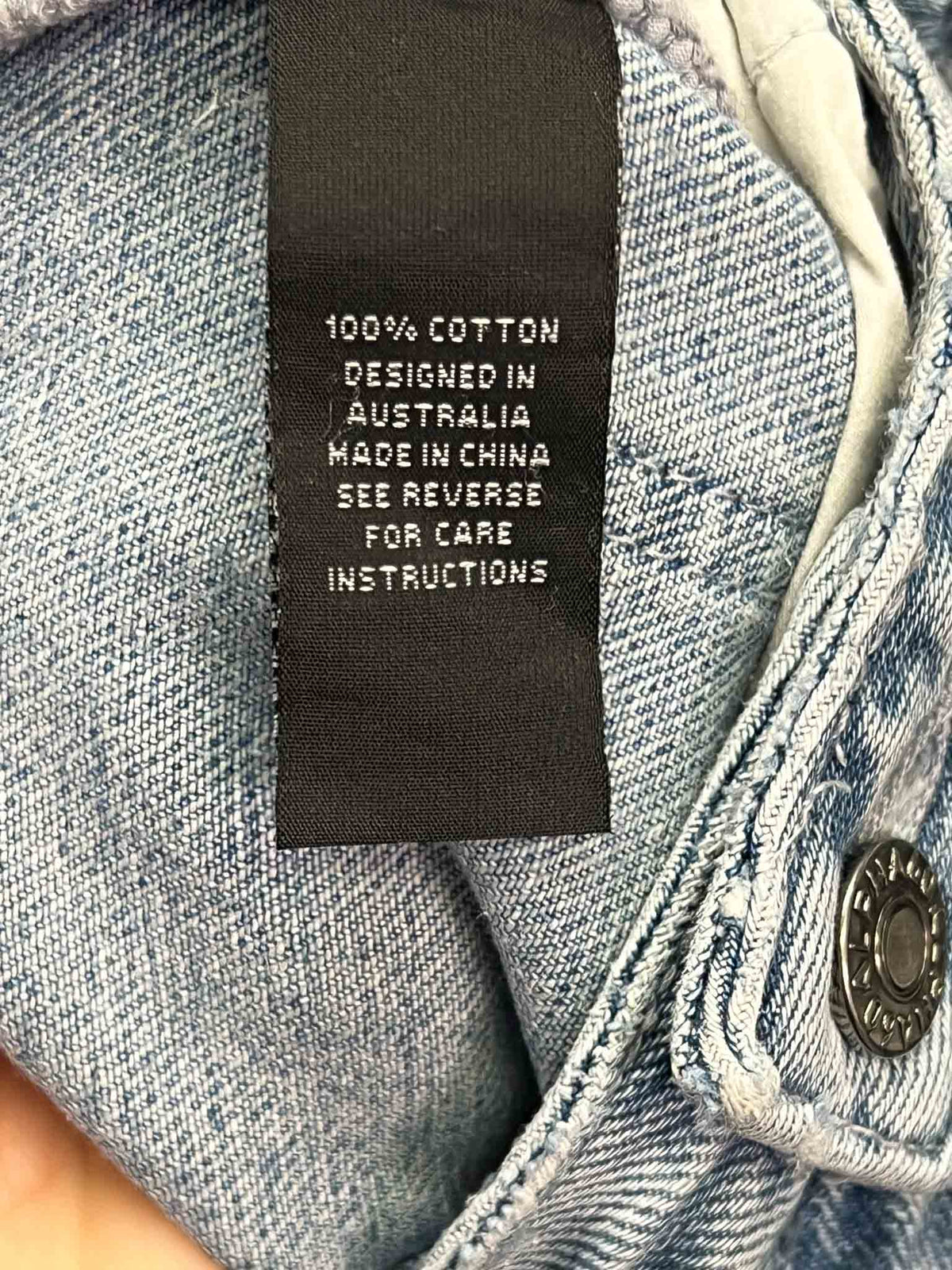 Size L | Alpha60 Light Blue Essex Jeans