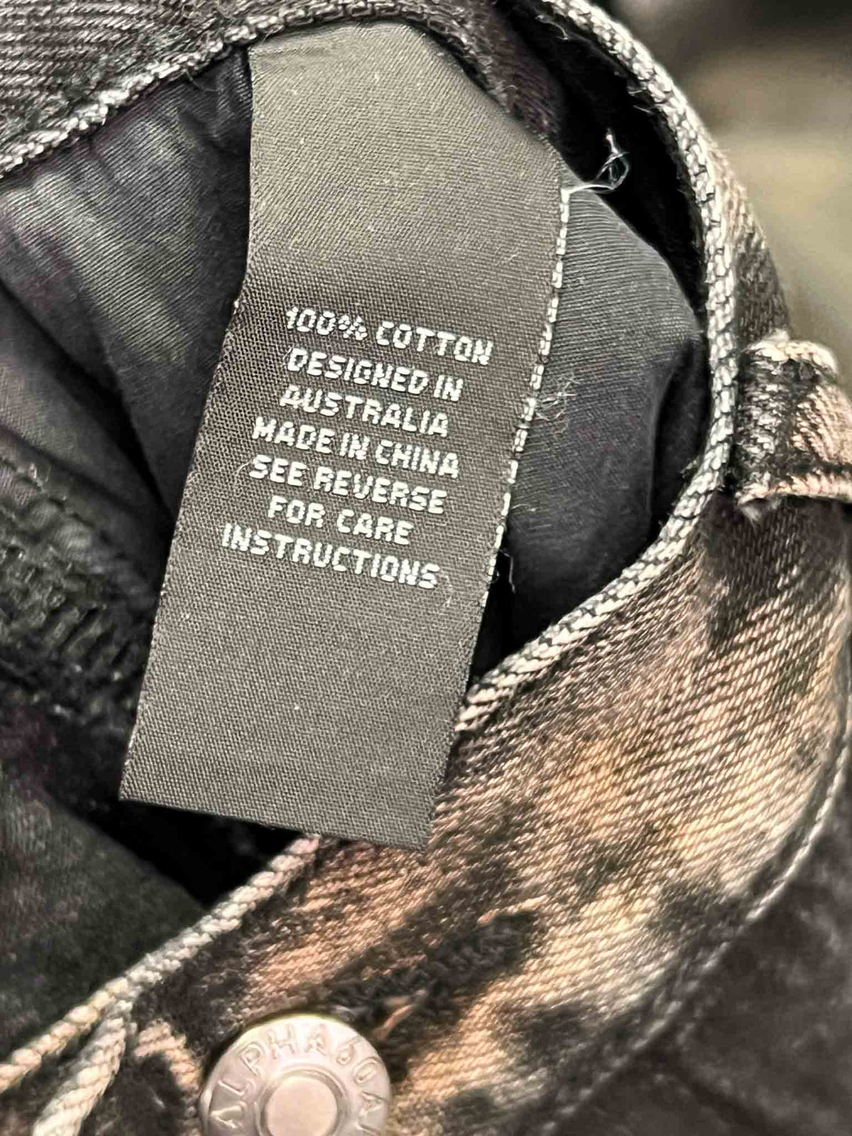 Size M | Alpha60 Black Washed Jeans