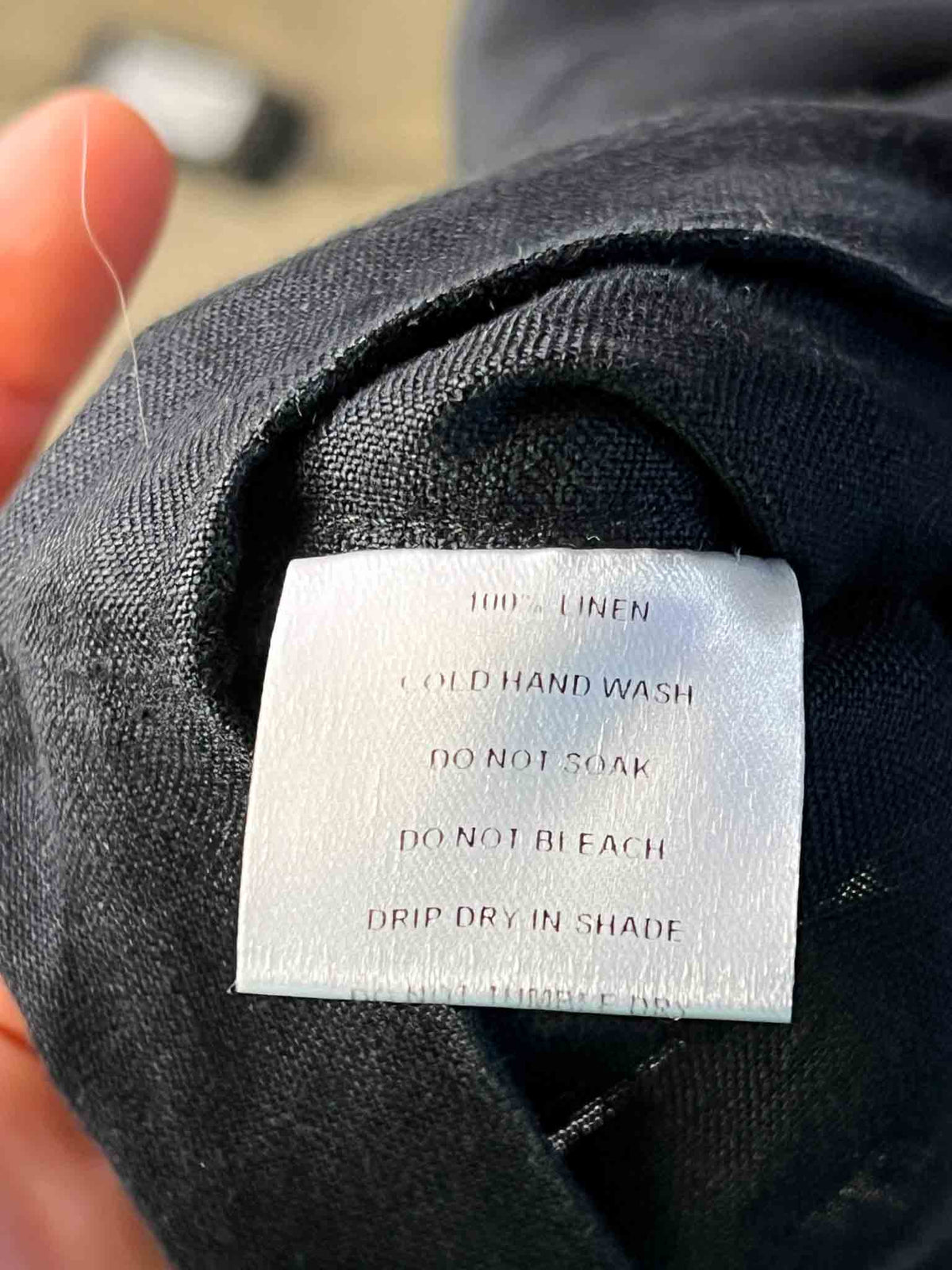 Size M | Alpha60 Black Linen Top
