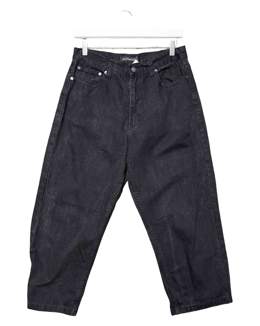 Size L (30) | Alpha60 Cropped Black Jeans