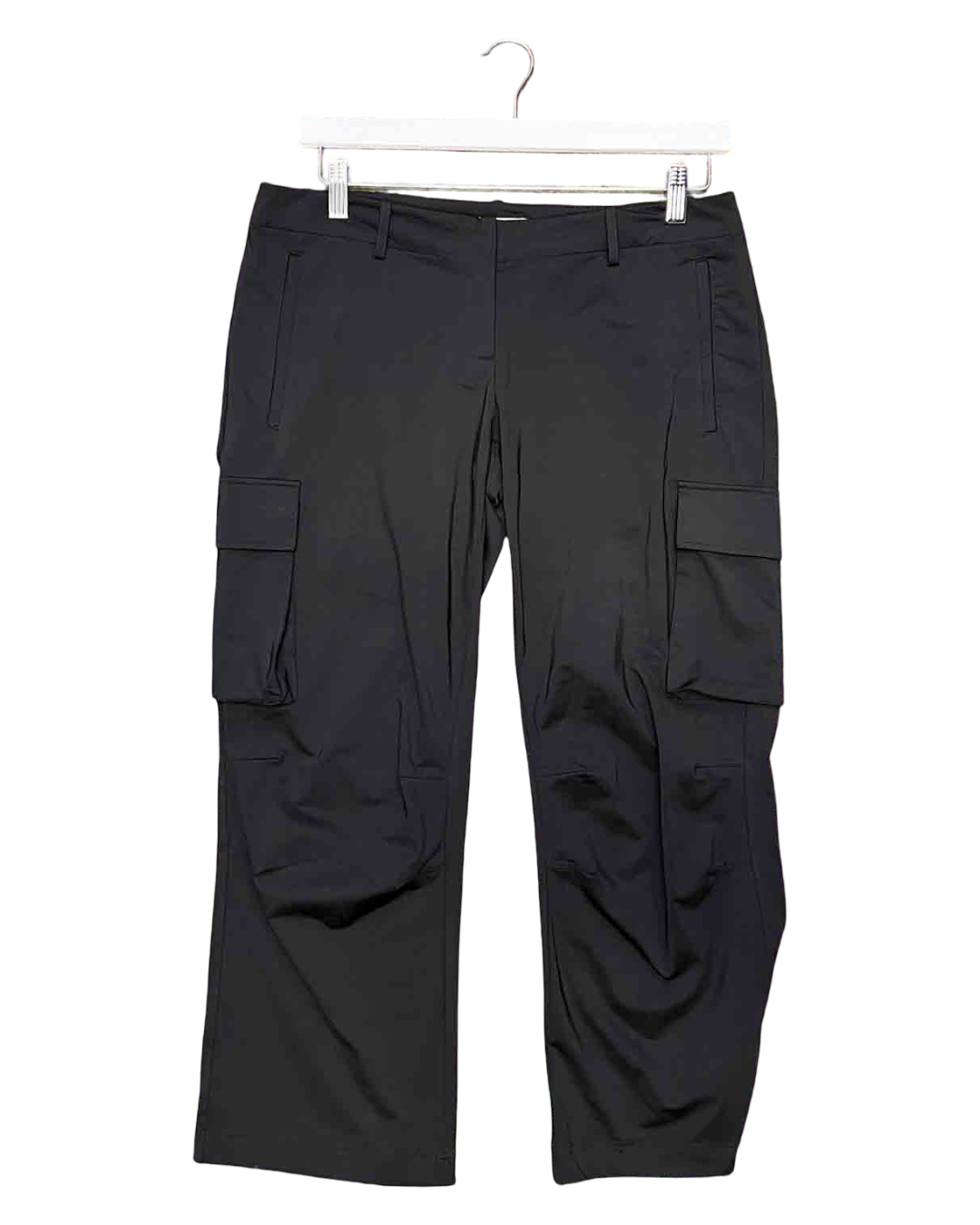 Size M | Miaou Black Cargo Capri Pants