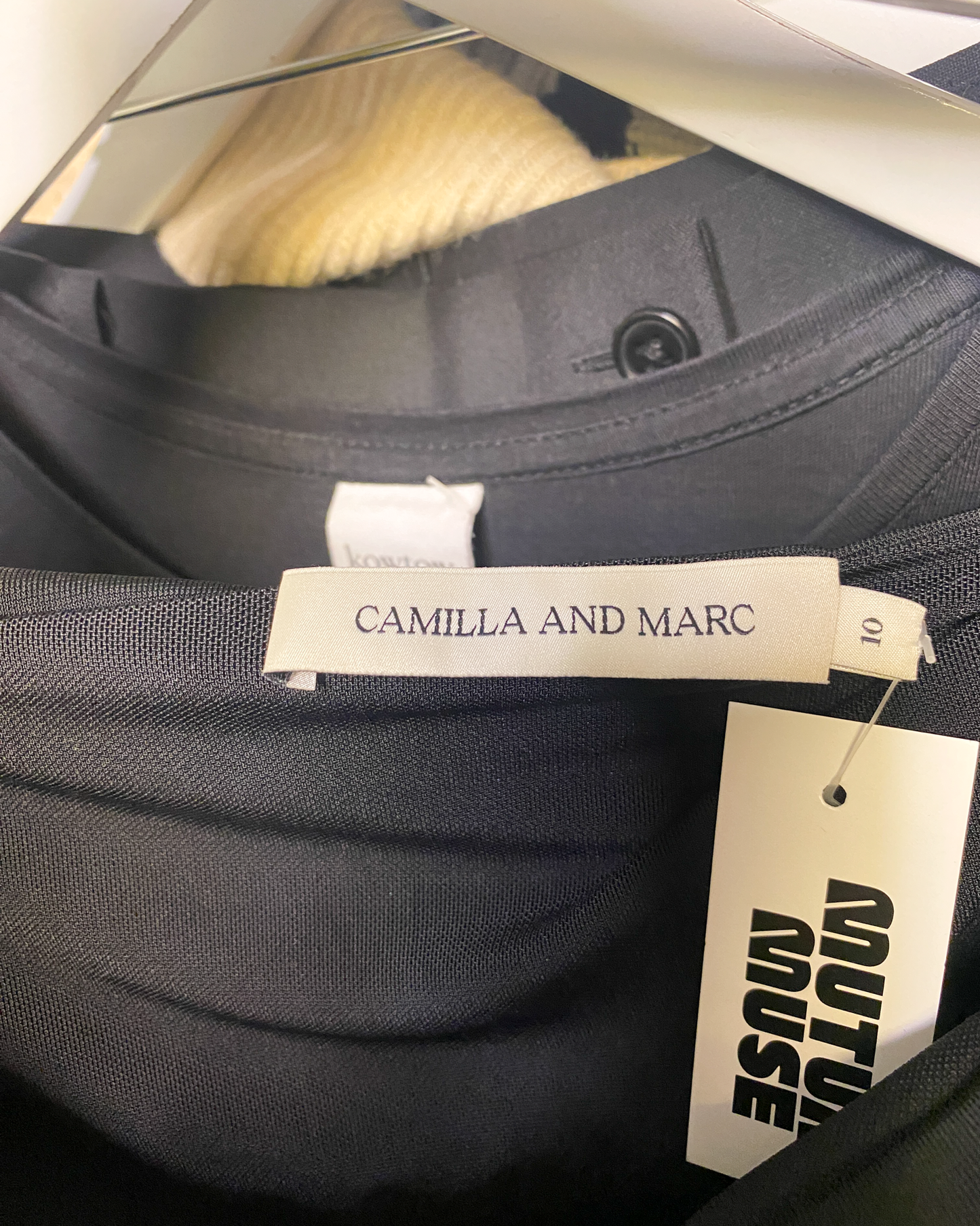 Size S | Camilla & Marc Twisted Top
