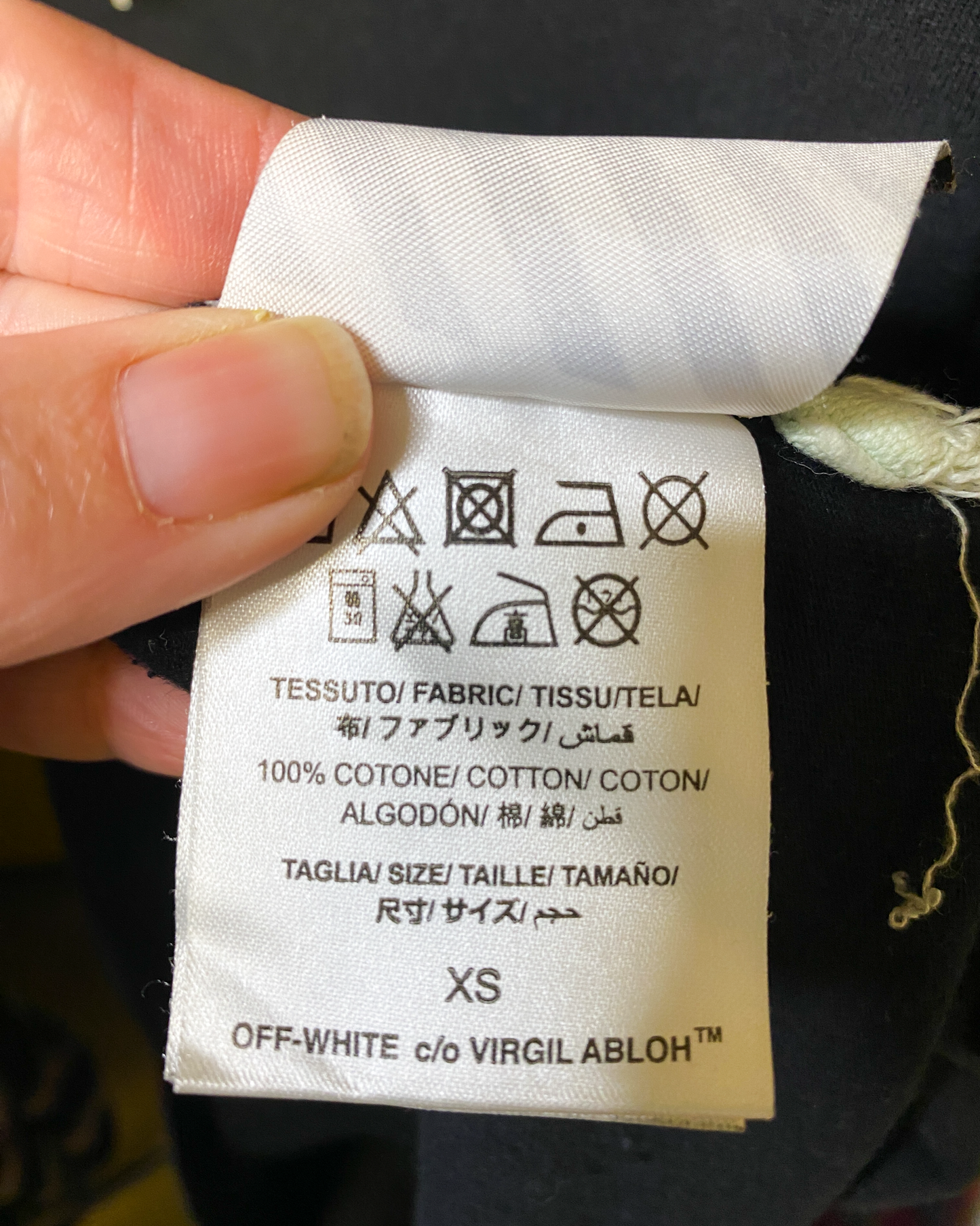 Size XS | Off-White T-shirt